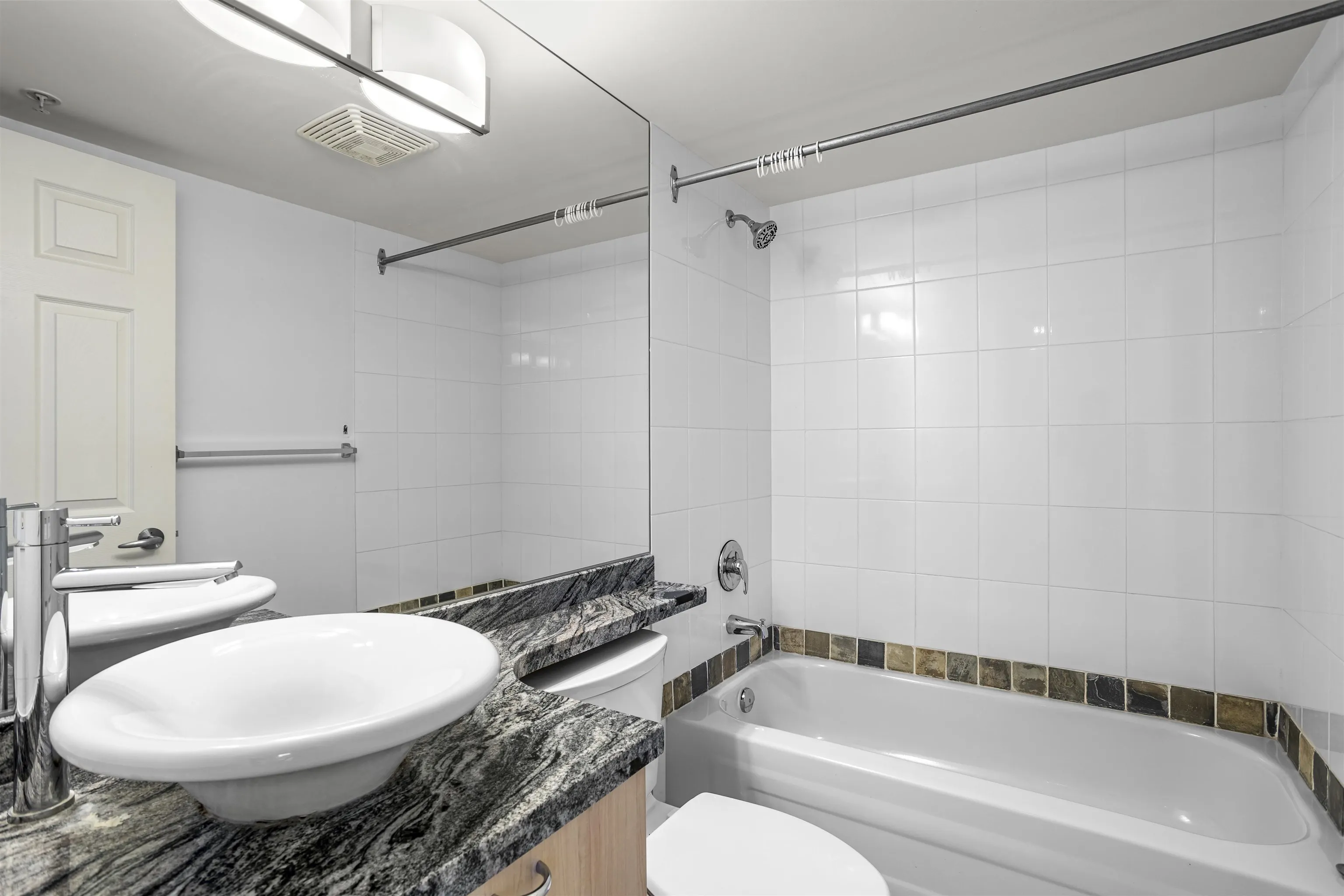 1420 W Georgia Street #1506