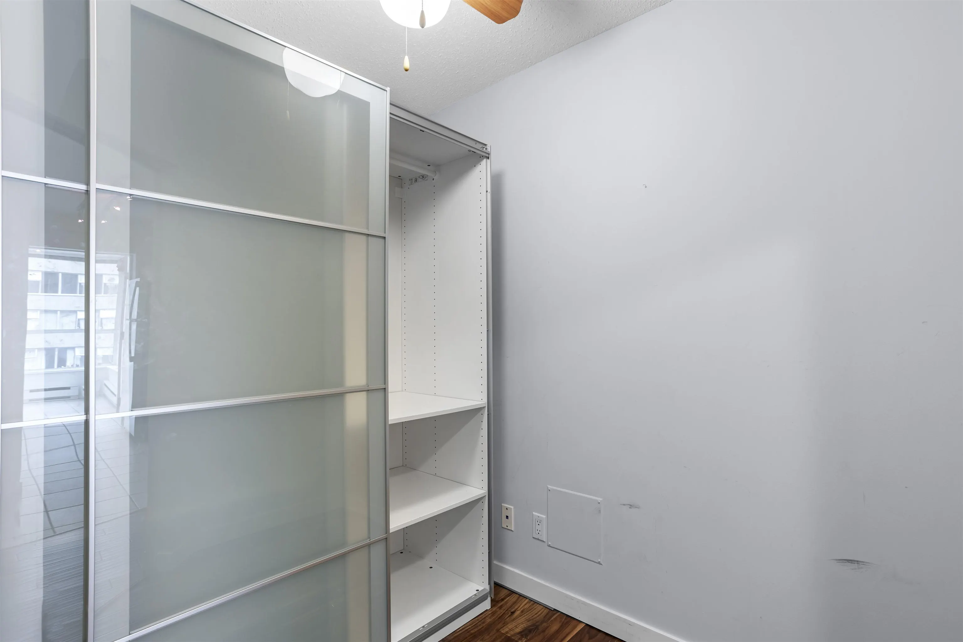 1420 W Georgia Street #1506