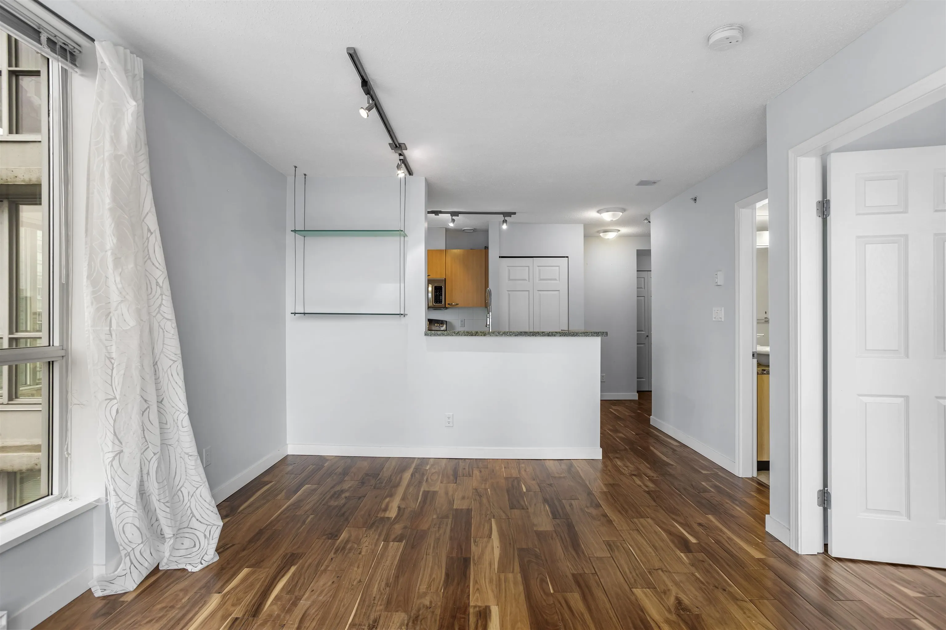 1420 W Georgia Street #1506