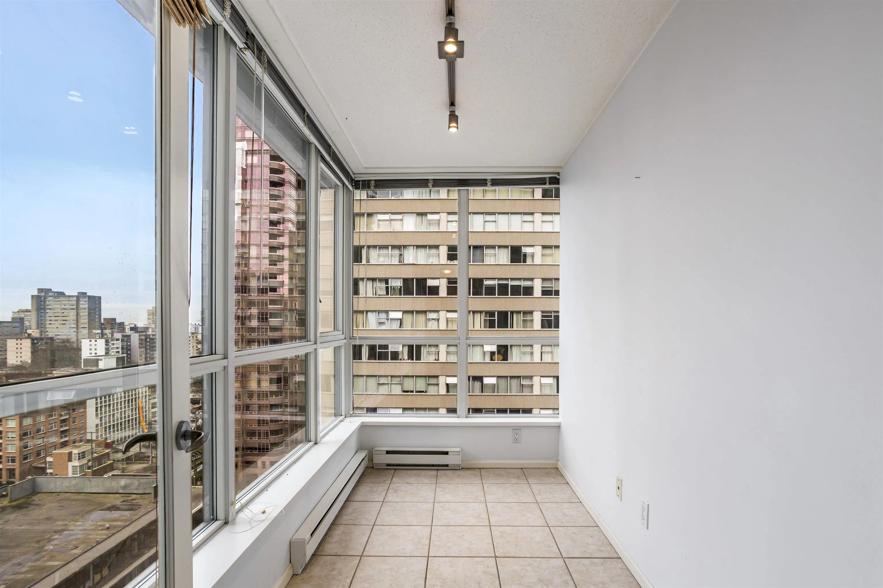 1420 W Georgia Street #1506