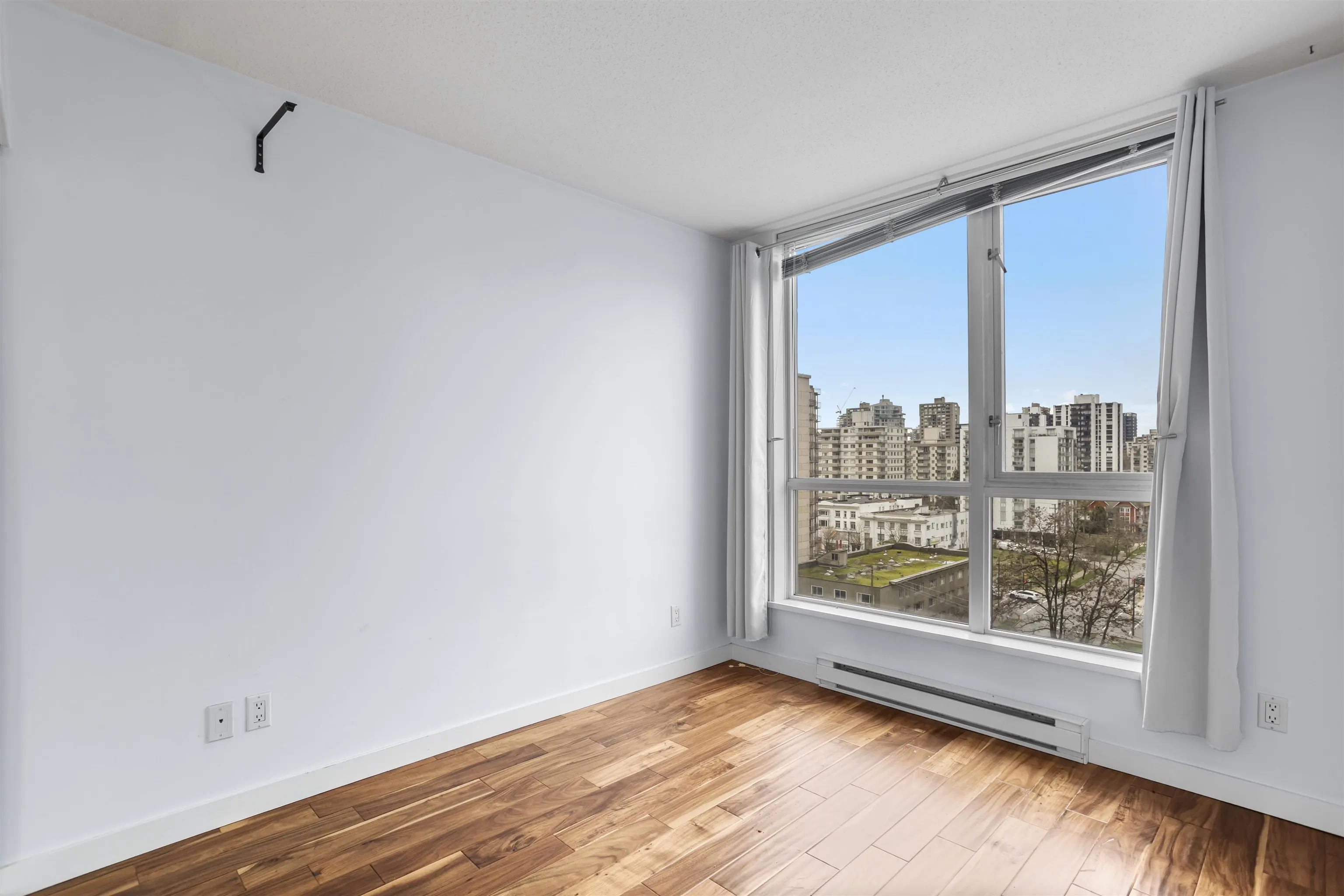 1420 W Georgia Street #1506