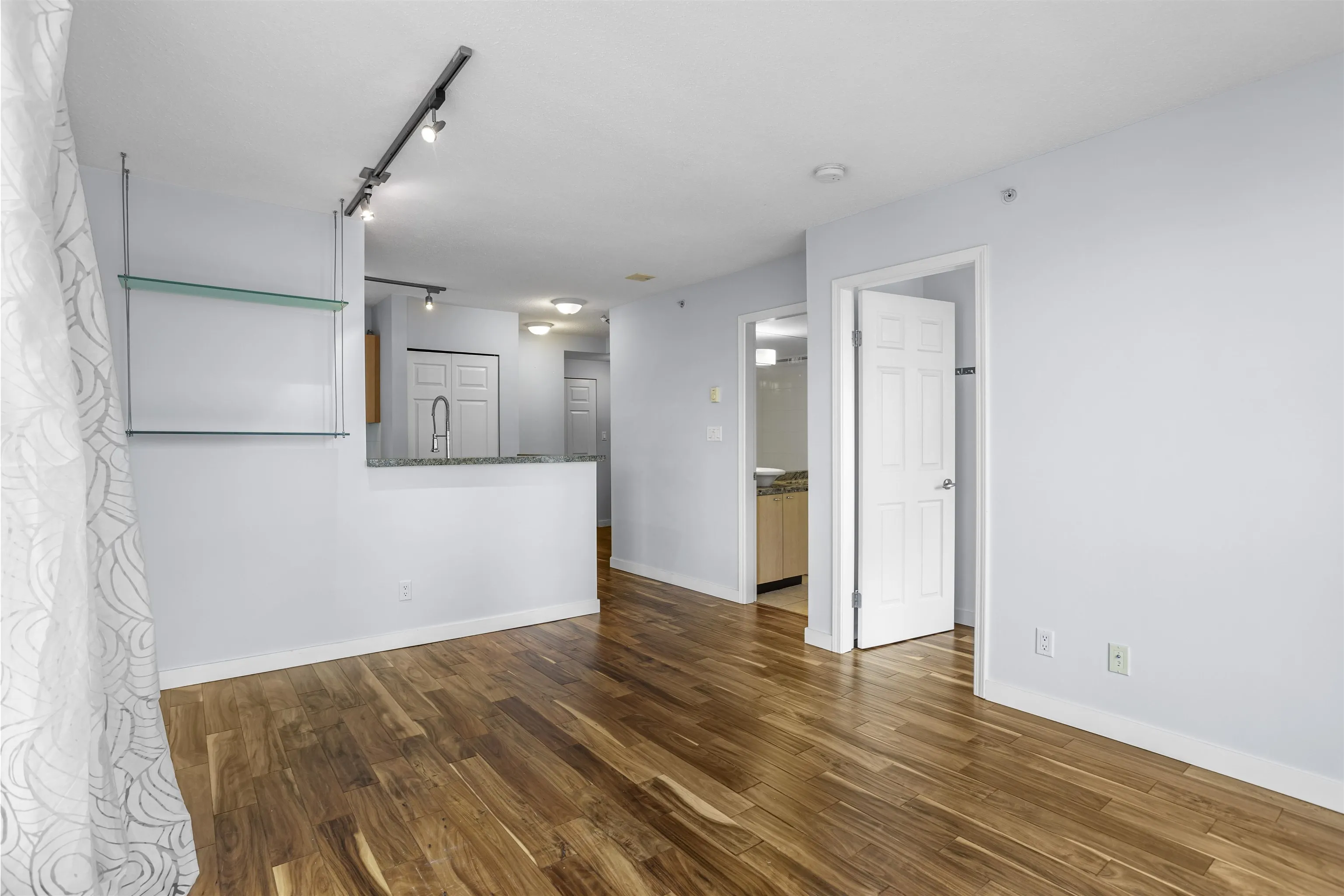 1420 W Georgia Street #1506