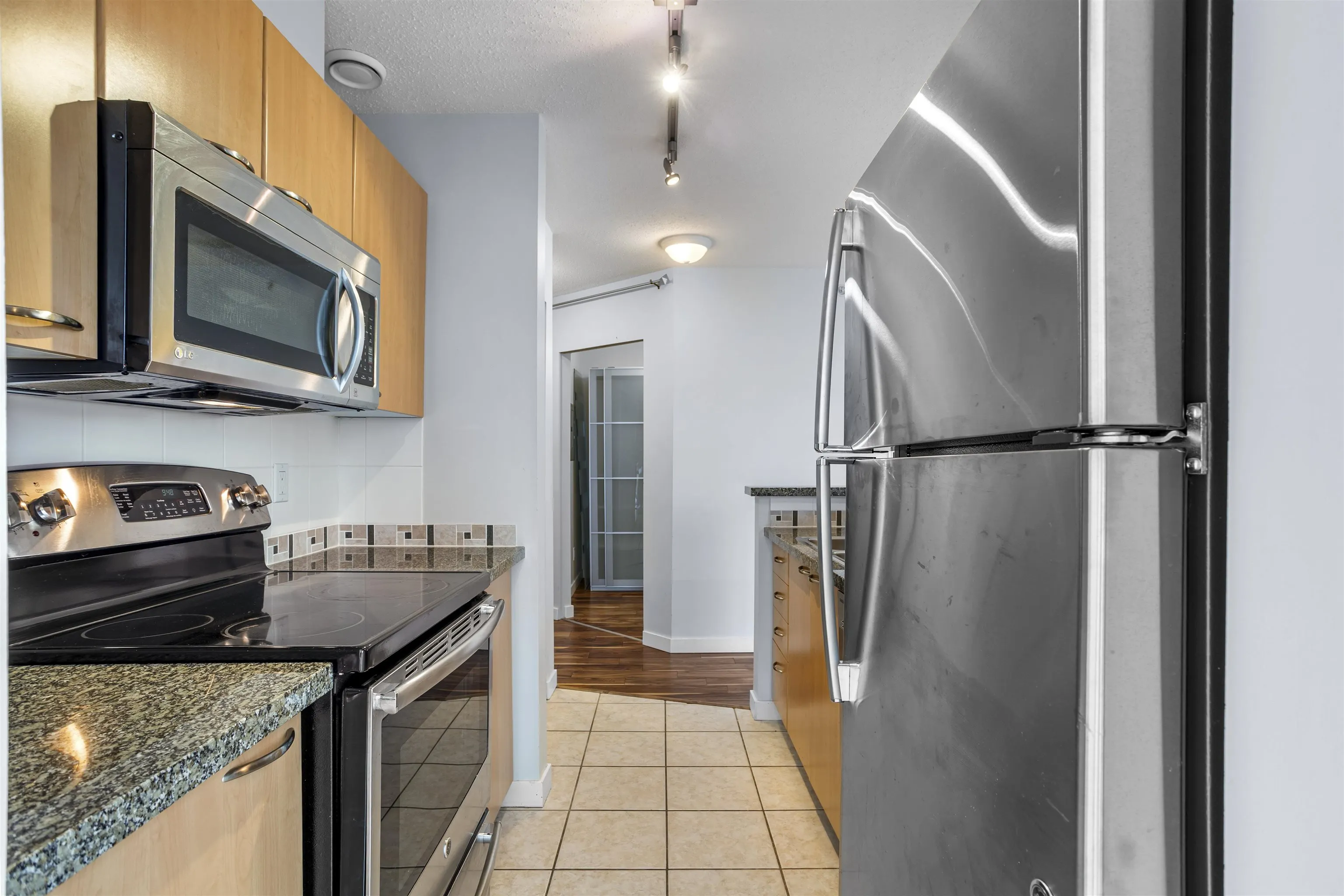 1420 W Georgia Street #1506