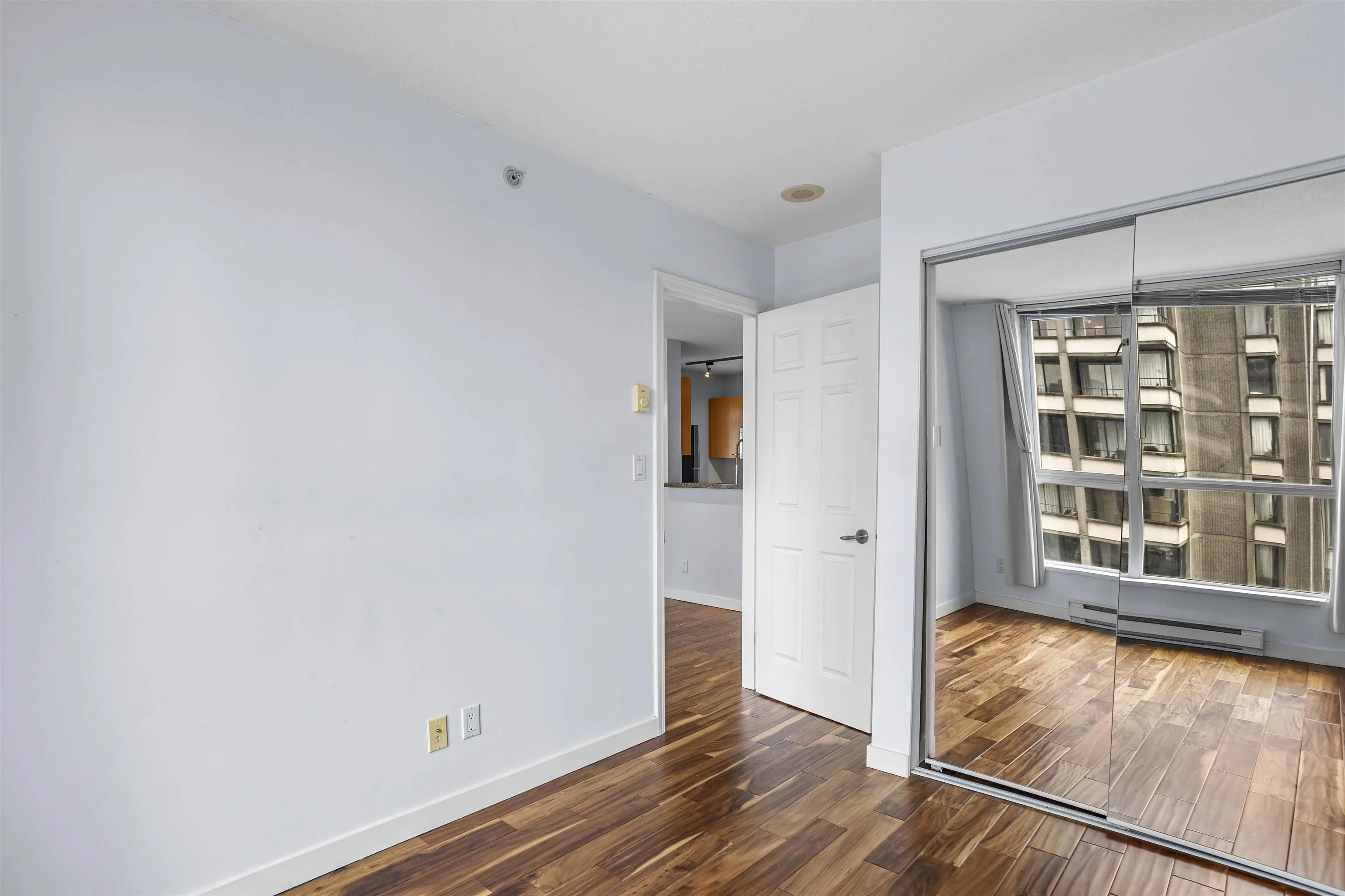 1420 W Georgia Street #1506