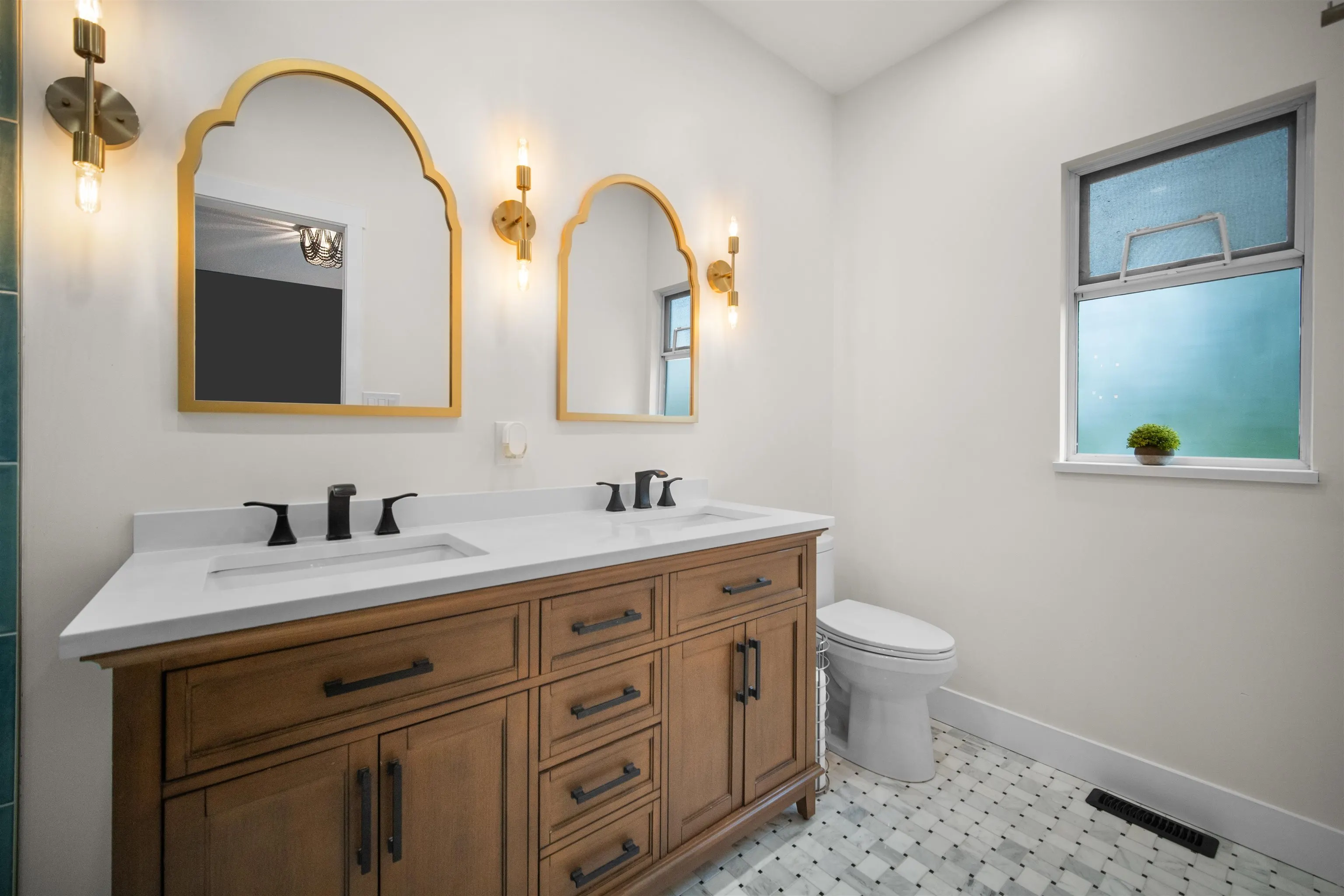 23659 Tamarack Lane