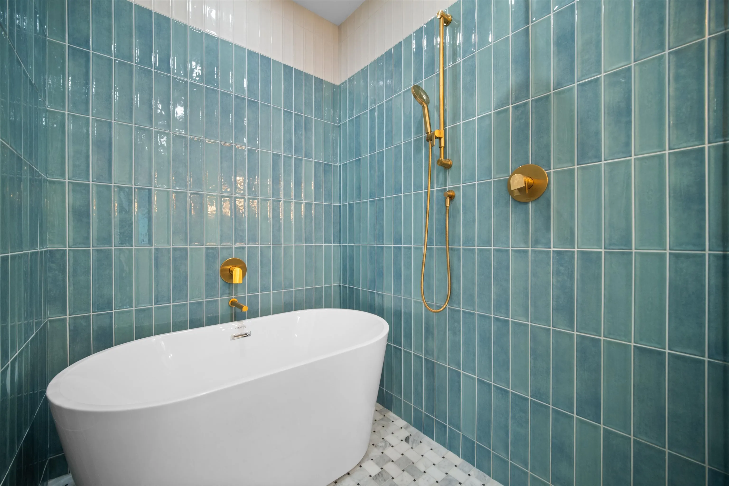 23659 Tamarack Lane