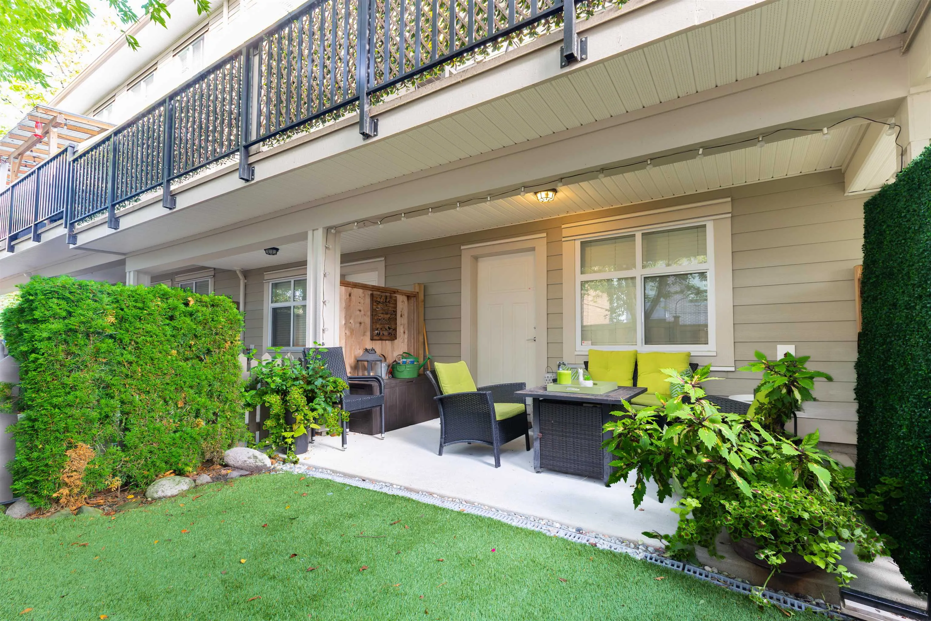 6591 195a Street #42