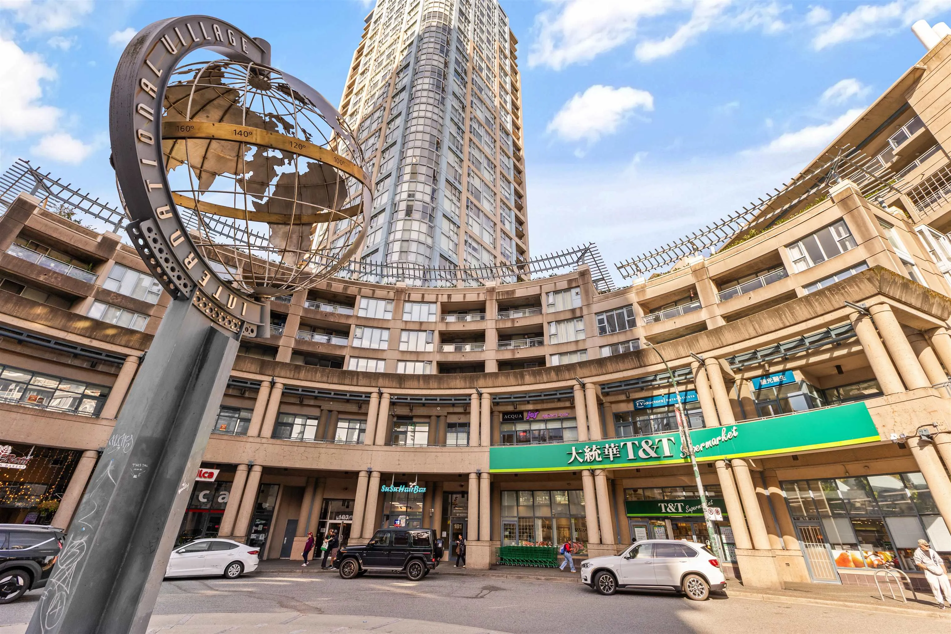 188 Keefer Place #3701