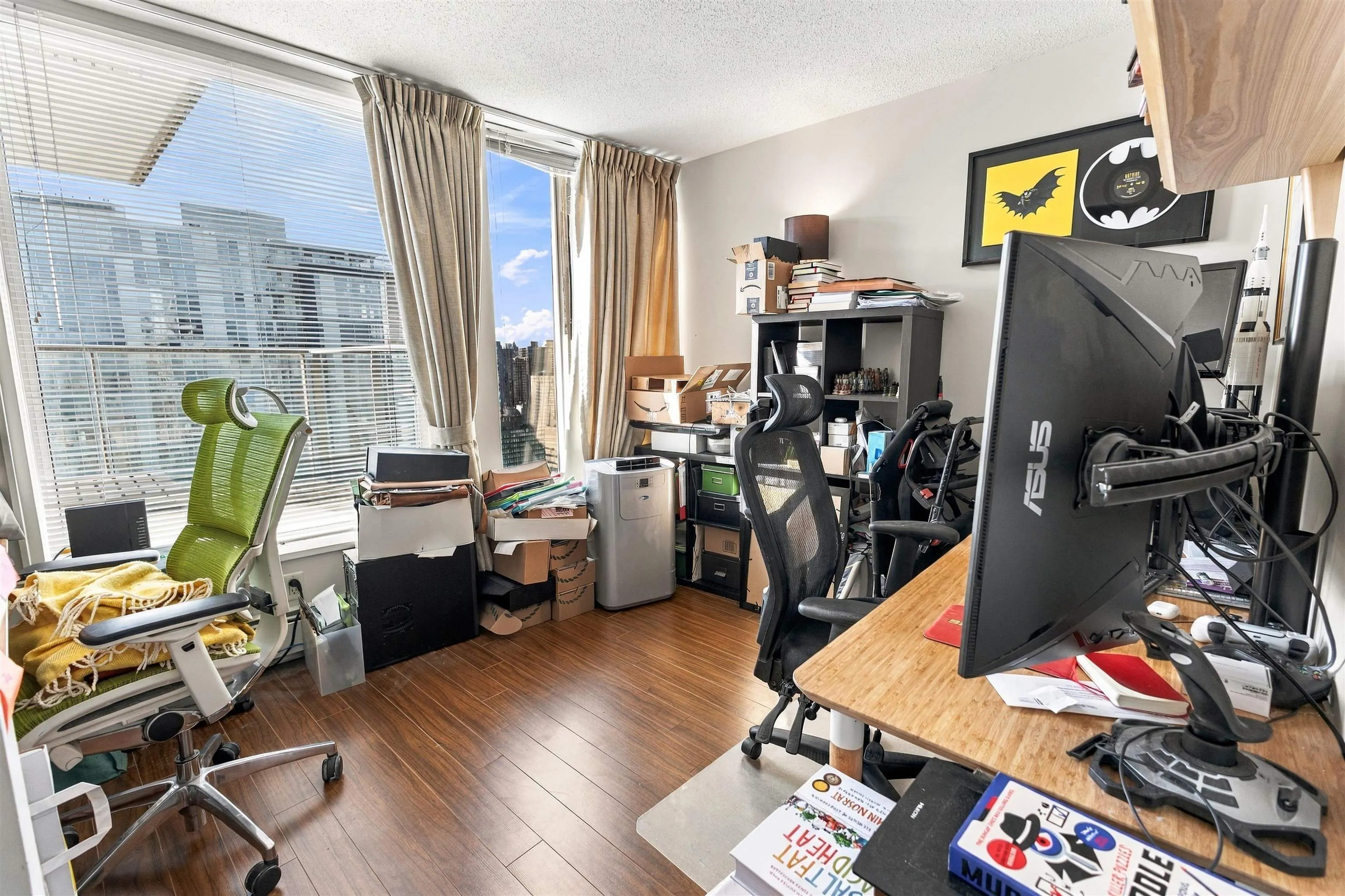 188 Keefer Place #3701