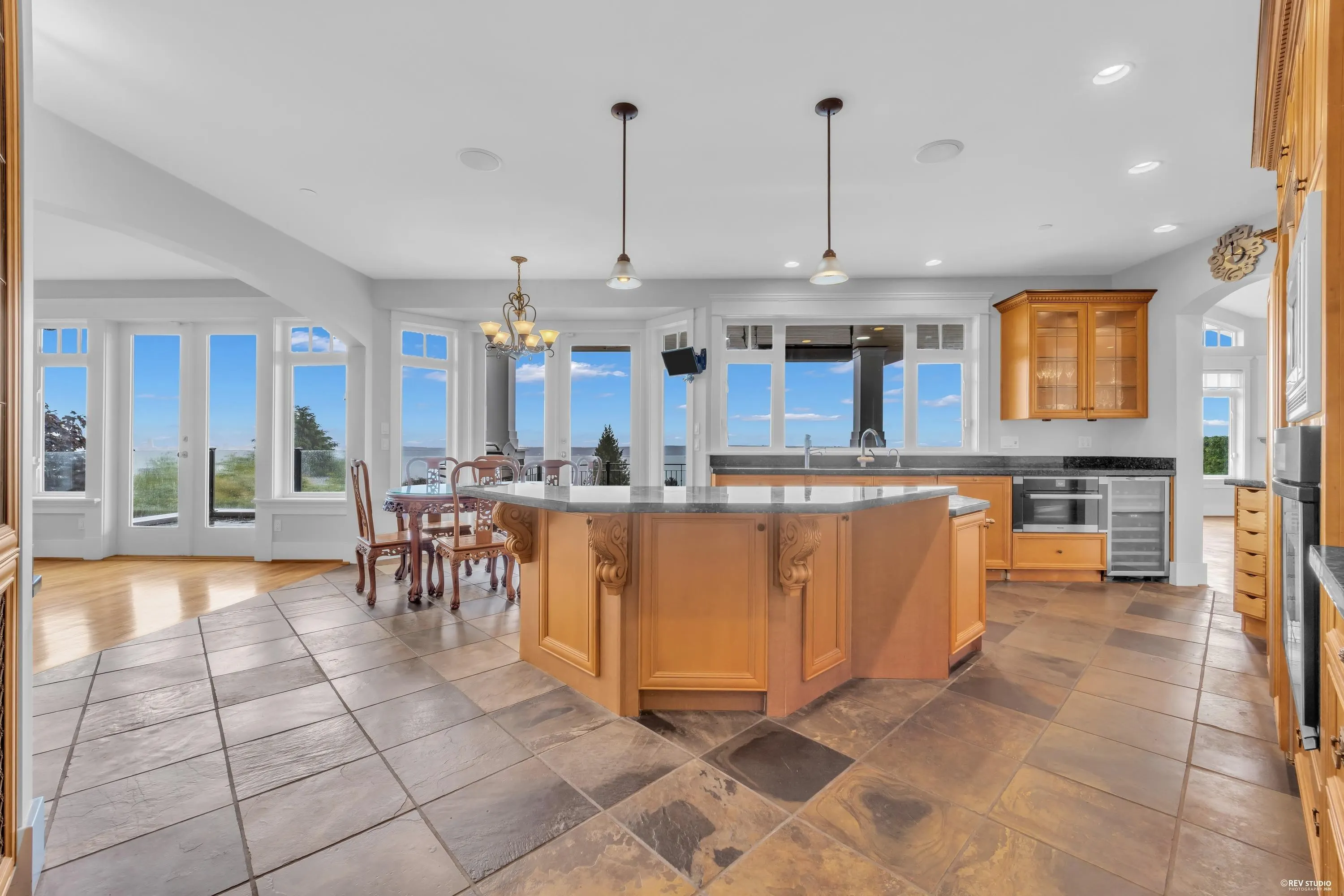 2340 Orchard Lane