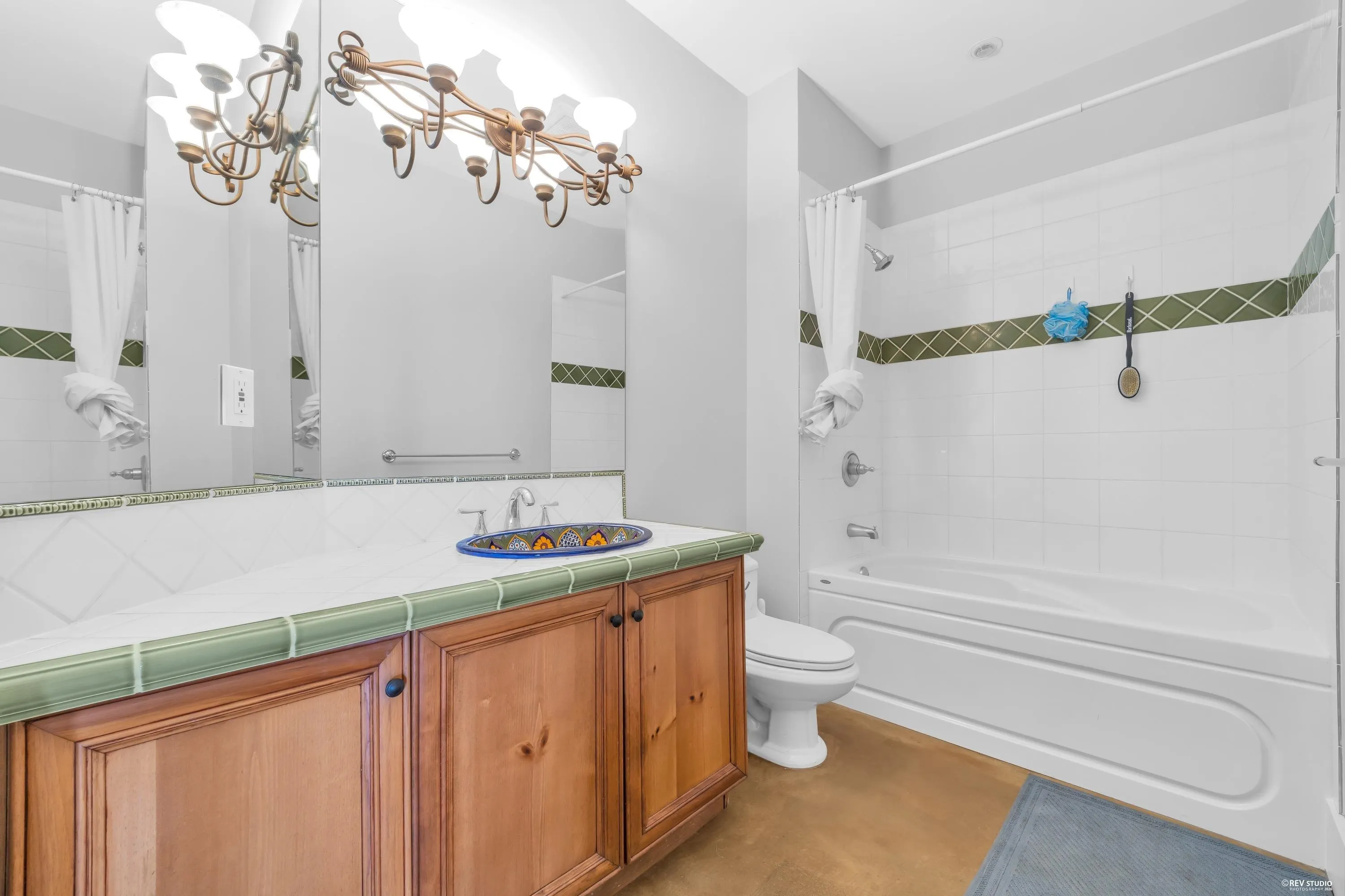 2340 Orchard Lane