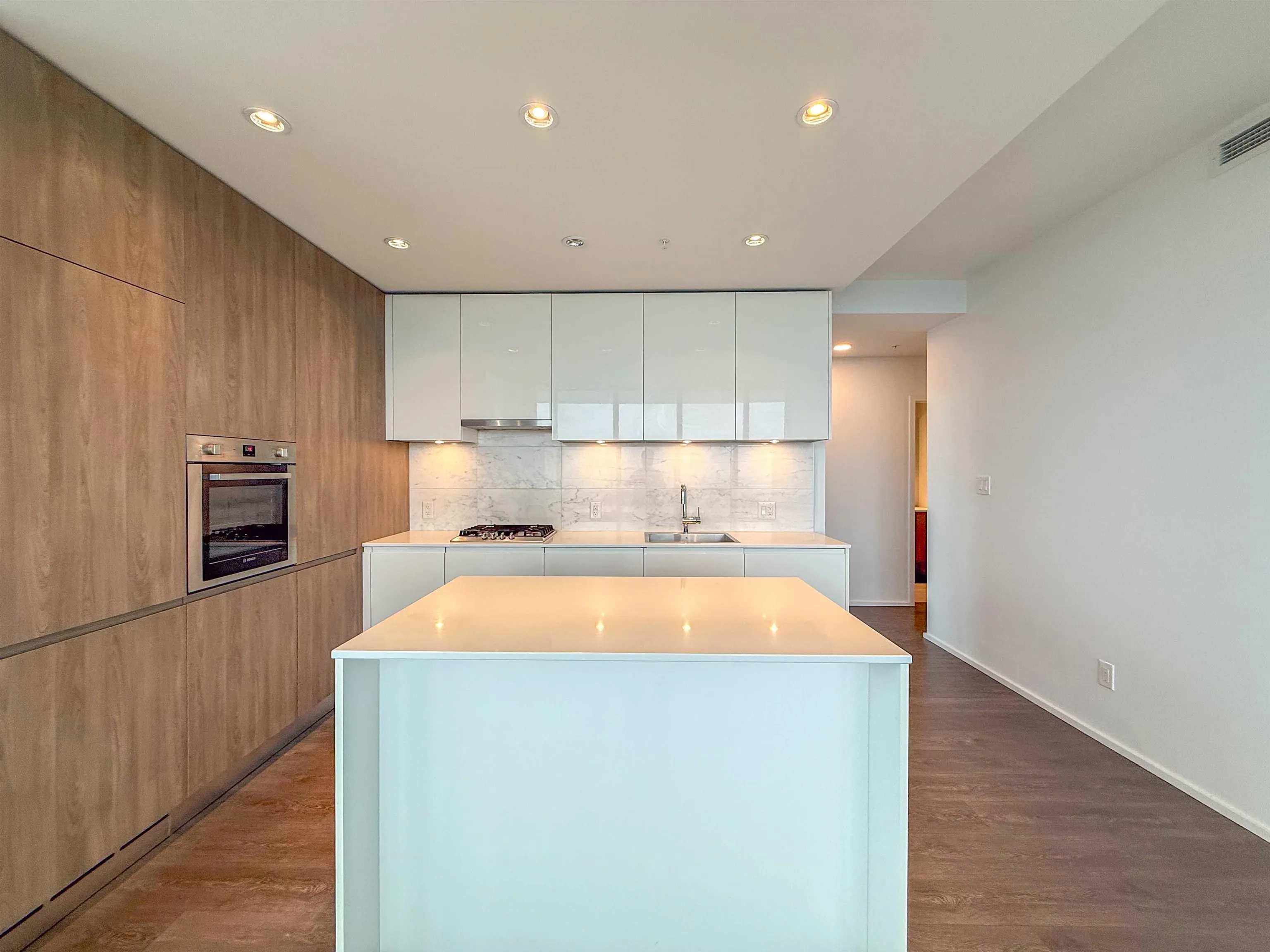 4650 Brentwood Boulevard #4002