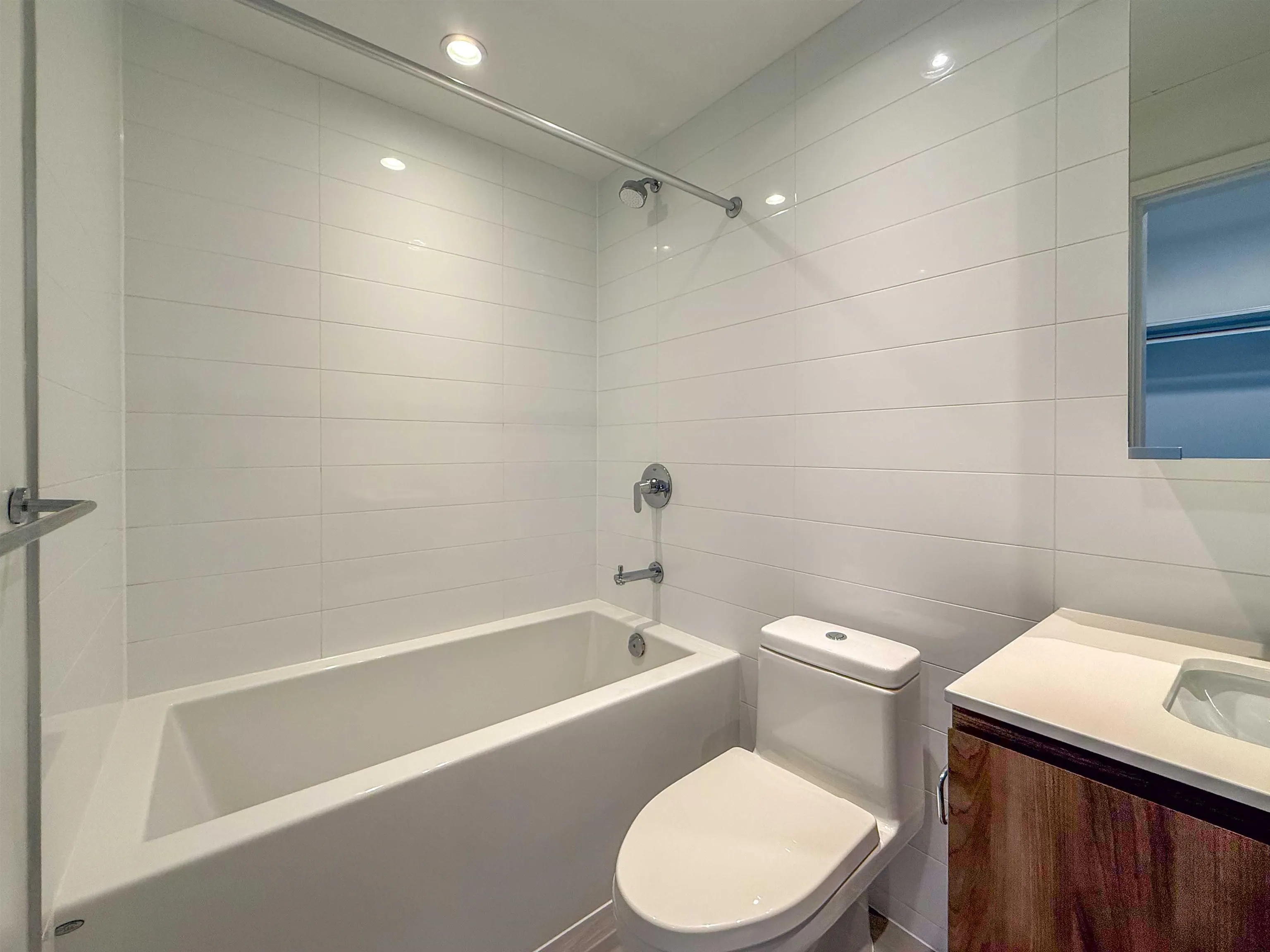 4650 Brentwood Boulevard #4002