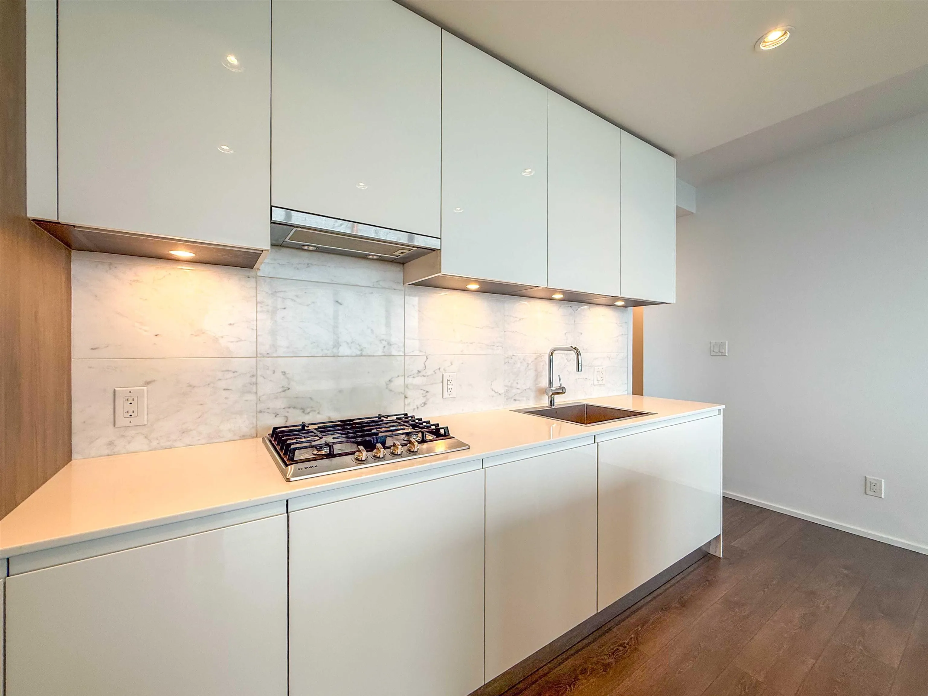 4650 Brentwood Boulevard #4002