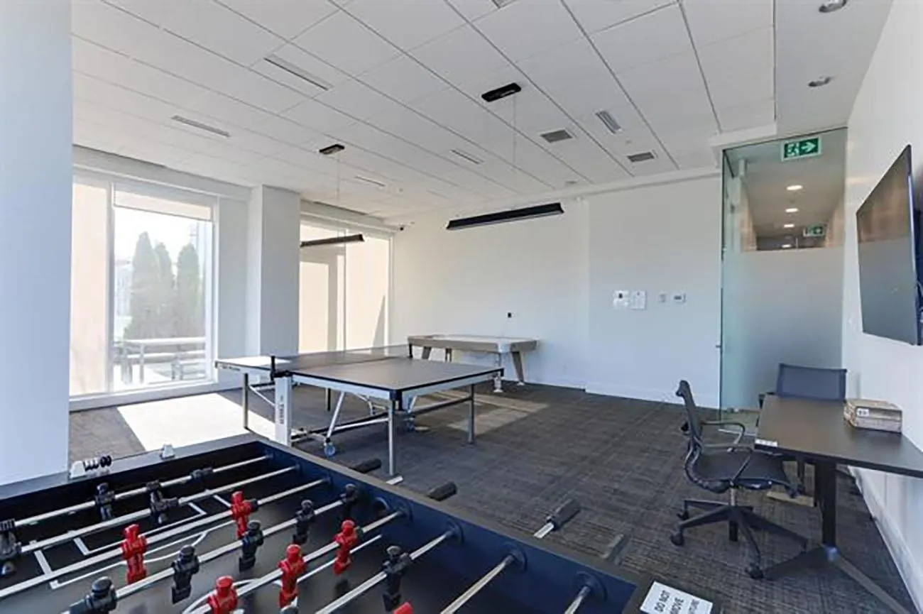 4650 Brentwood Boulevard #4002