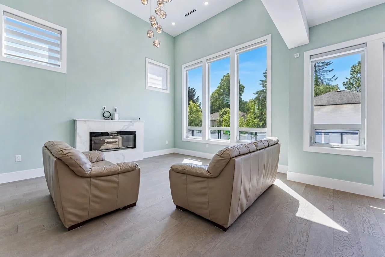 1244 Pitt River Road