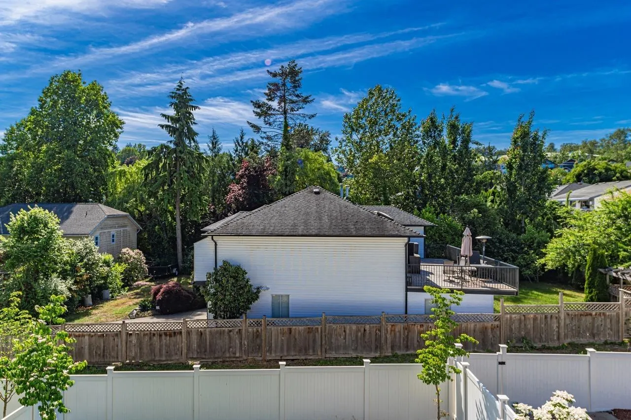1244 Pitt River Road