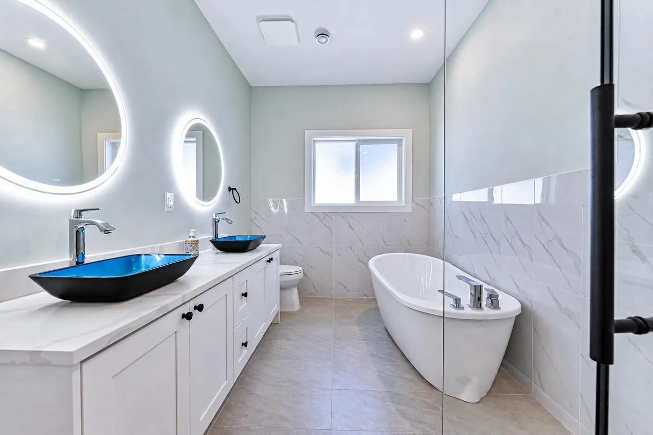 1244 Pitt River Road
