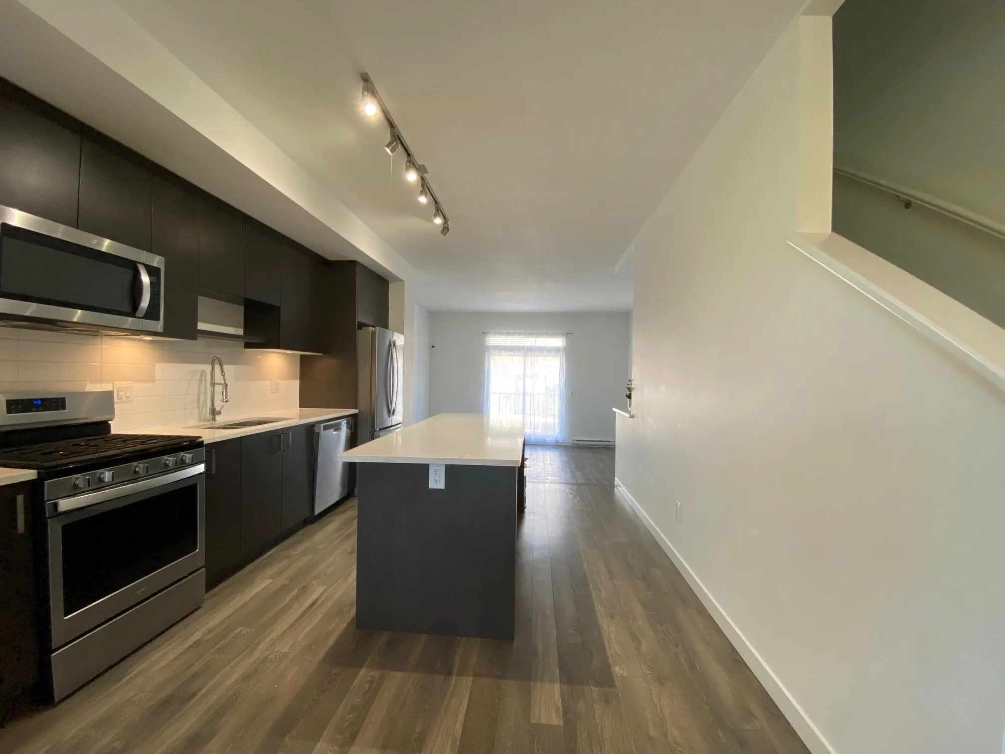 16678 25 Avenue #37
