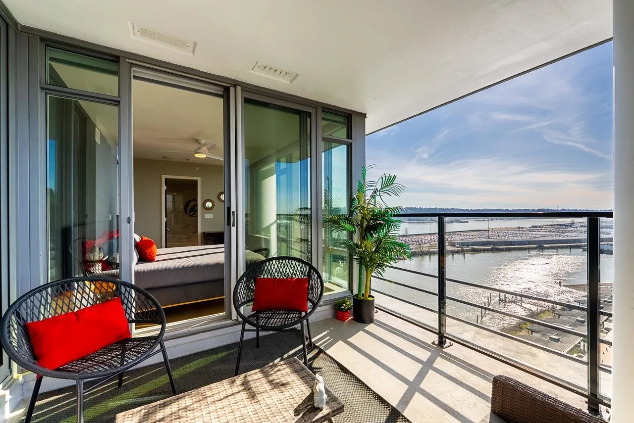 210 Salter Street #1601
