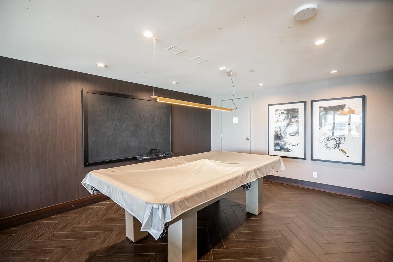 210 Salter Street #1601