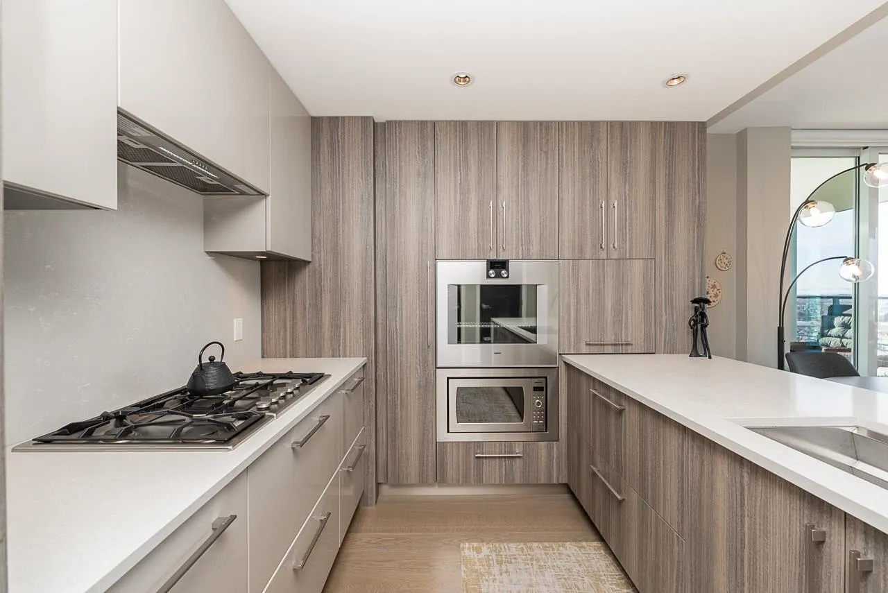 210 Salter Street #1601