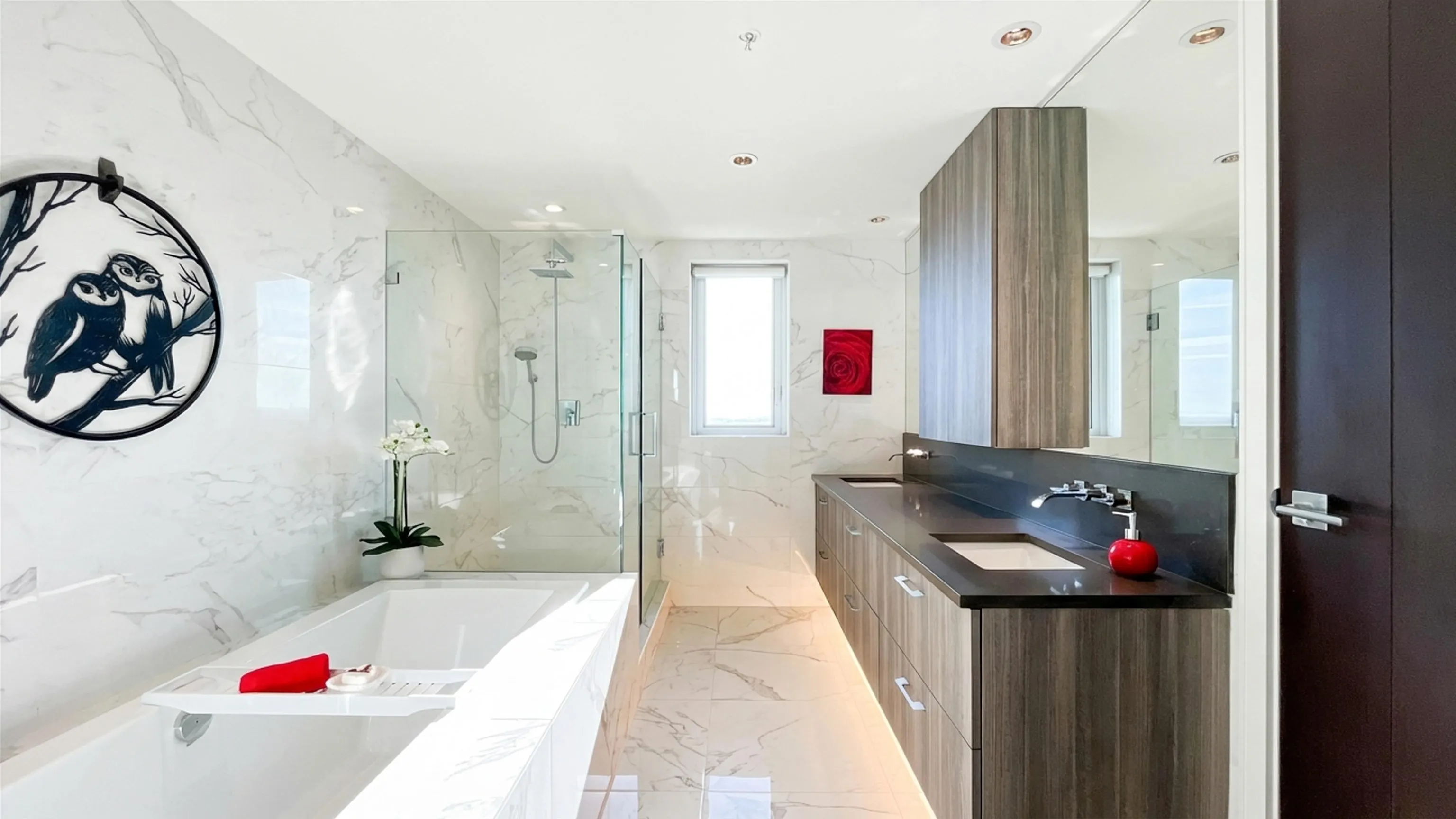 210 Salter Street #1601