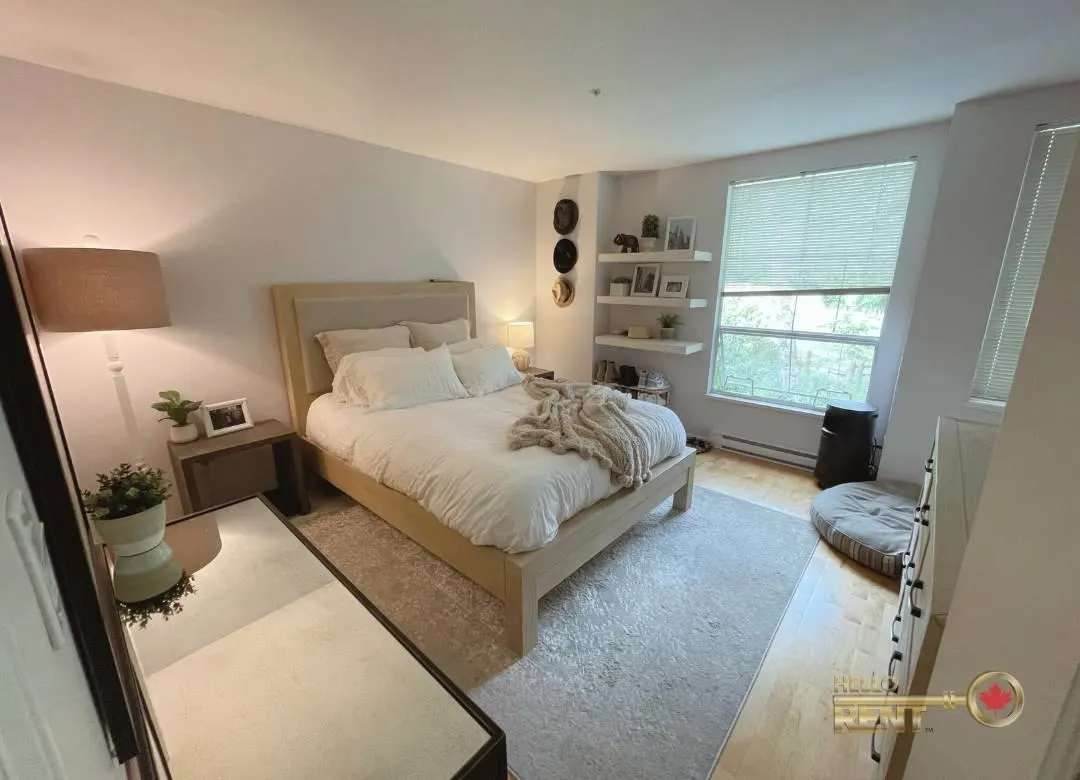 4390 Gallant Avenue #103