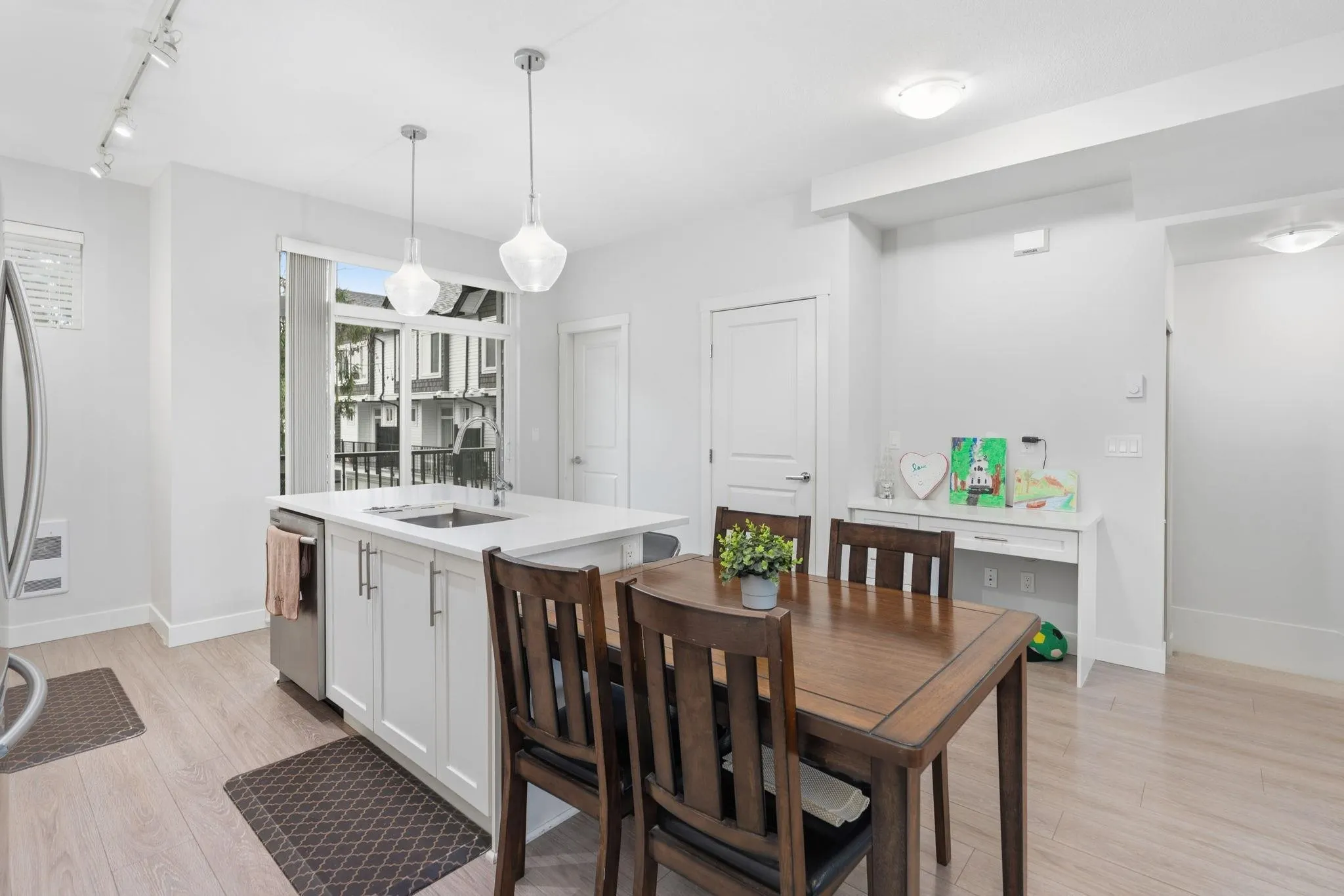 6030 142 Street #147