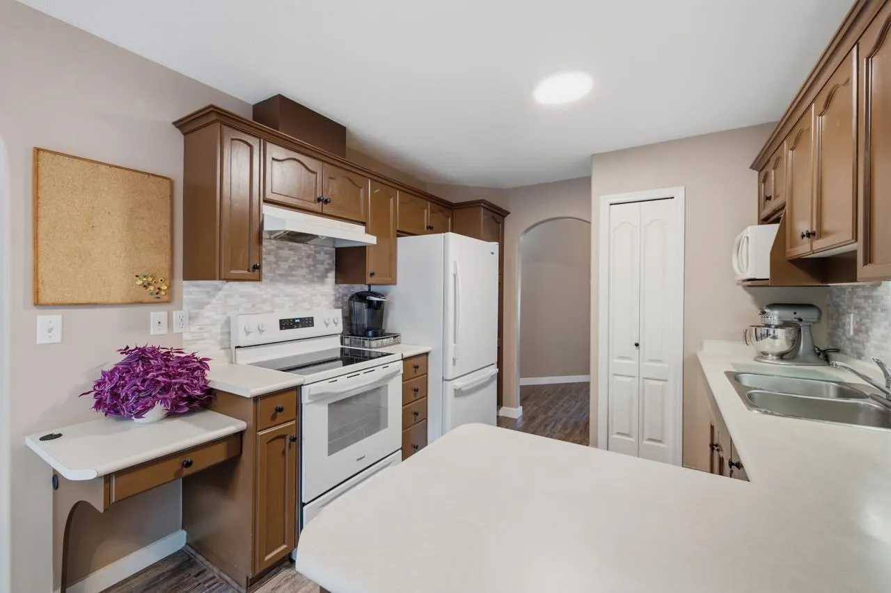 46360 Valleyview Road #2