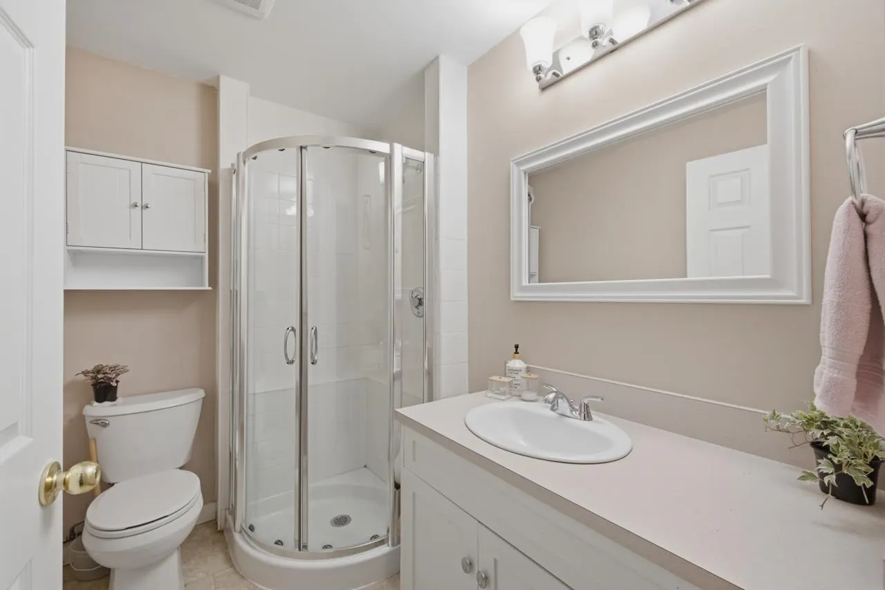 46360 Valleyview Road #2