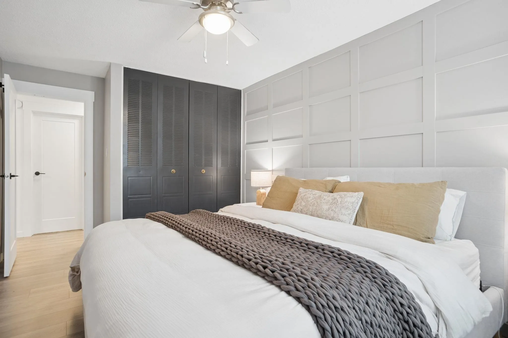 331 Knox Street #204