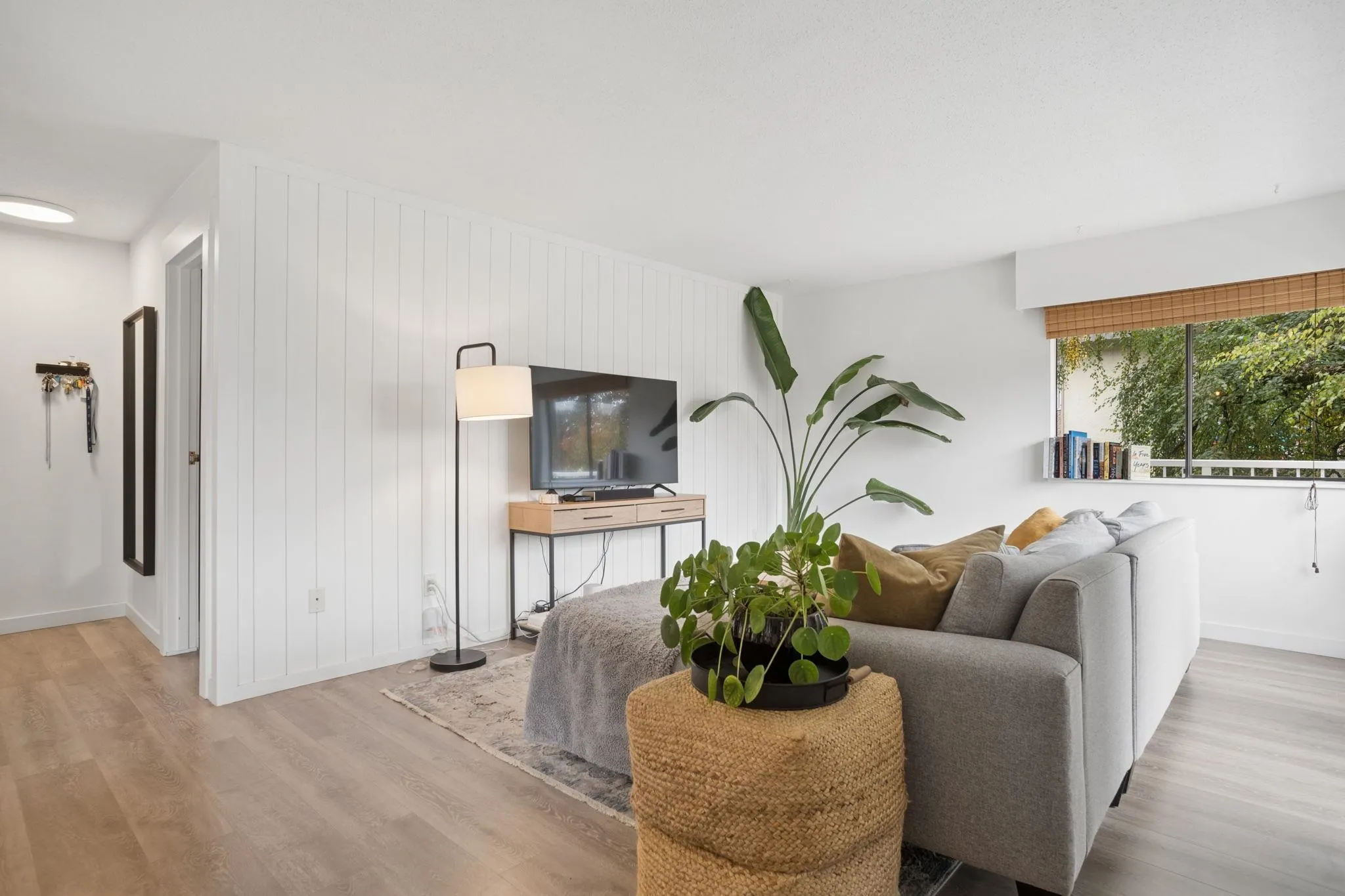 331 Knox Street #204