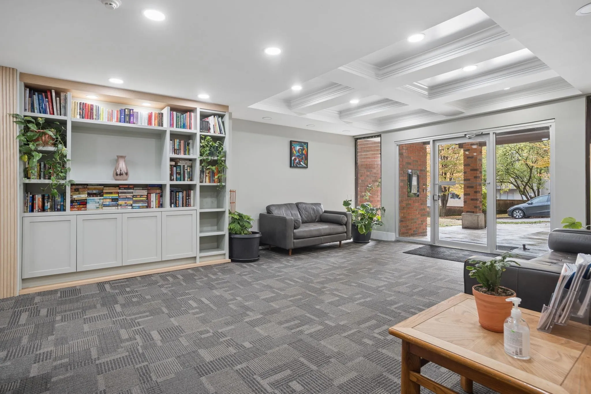 331 Knox Street #204