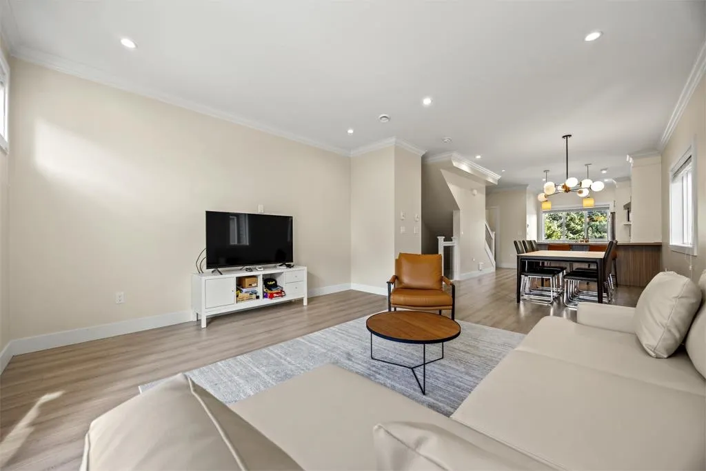 9840 Alberta Road #4
