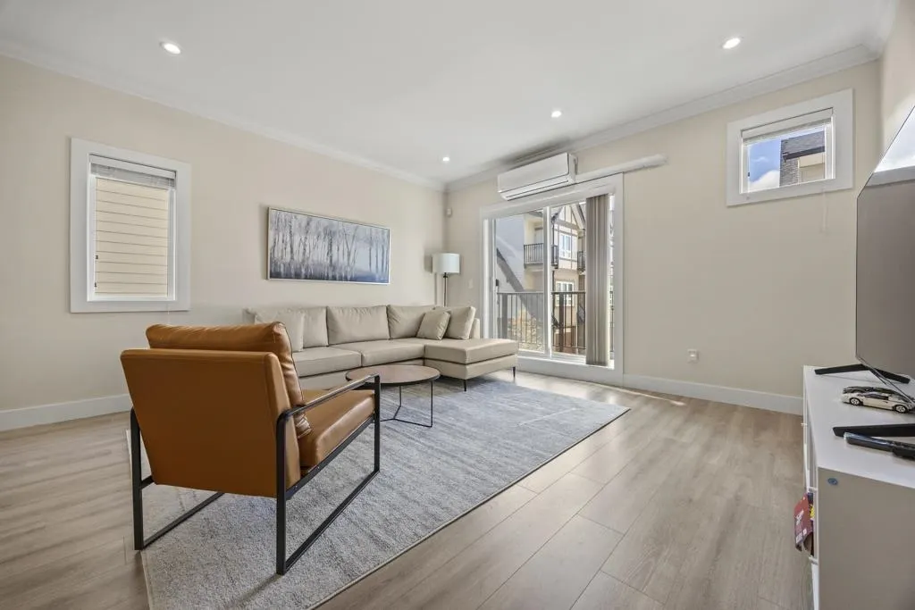 9840 Alberta Road #4