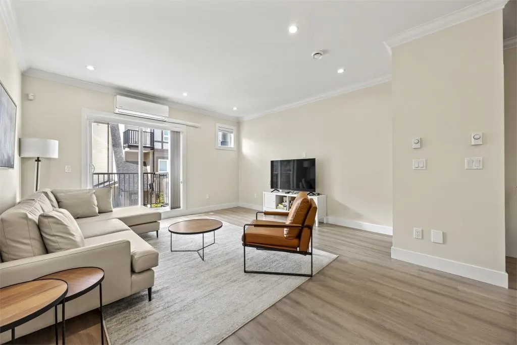 9840 Alberta Road #4