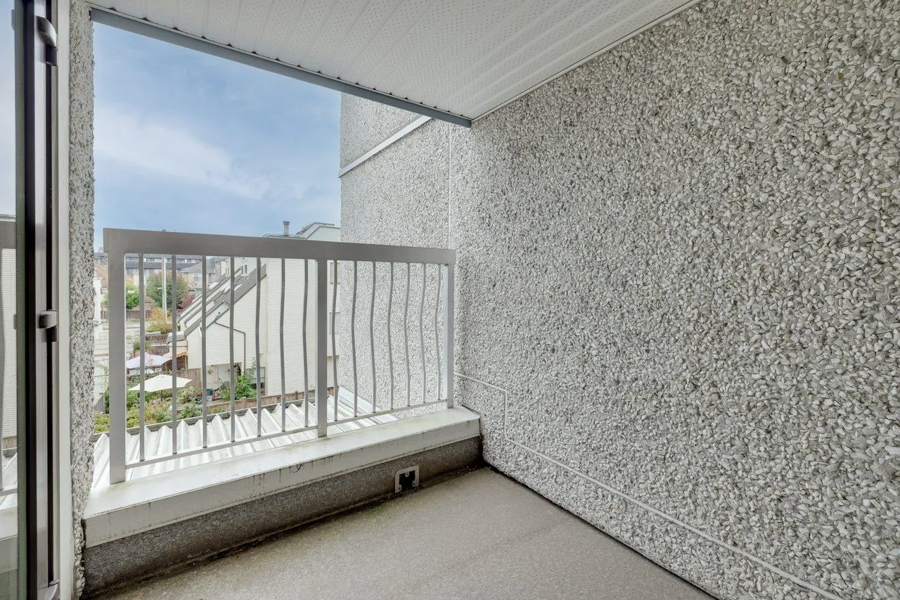 6420 Buswell Street #212