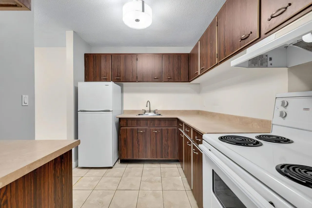 6420 Buswell Street #212
