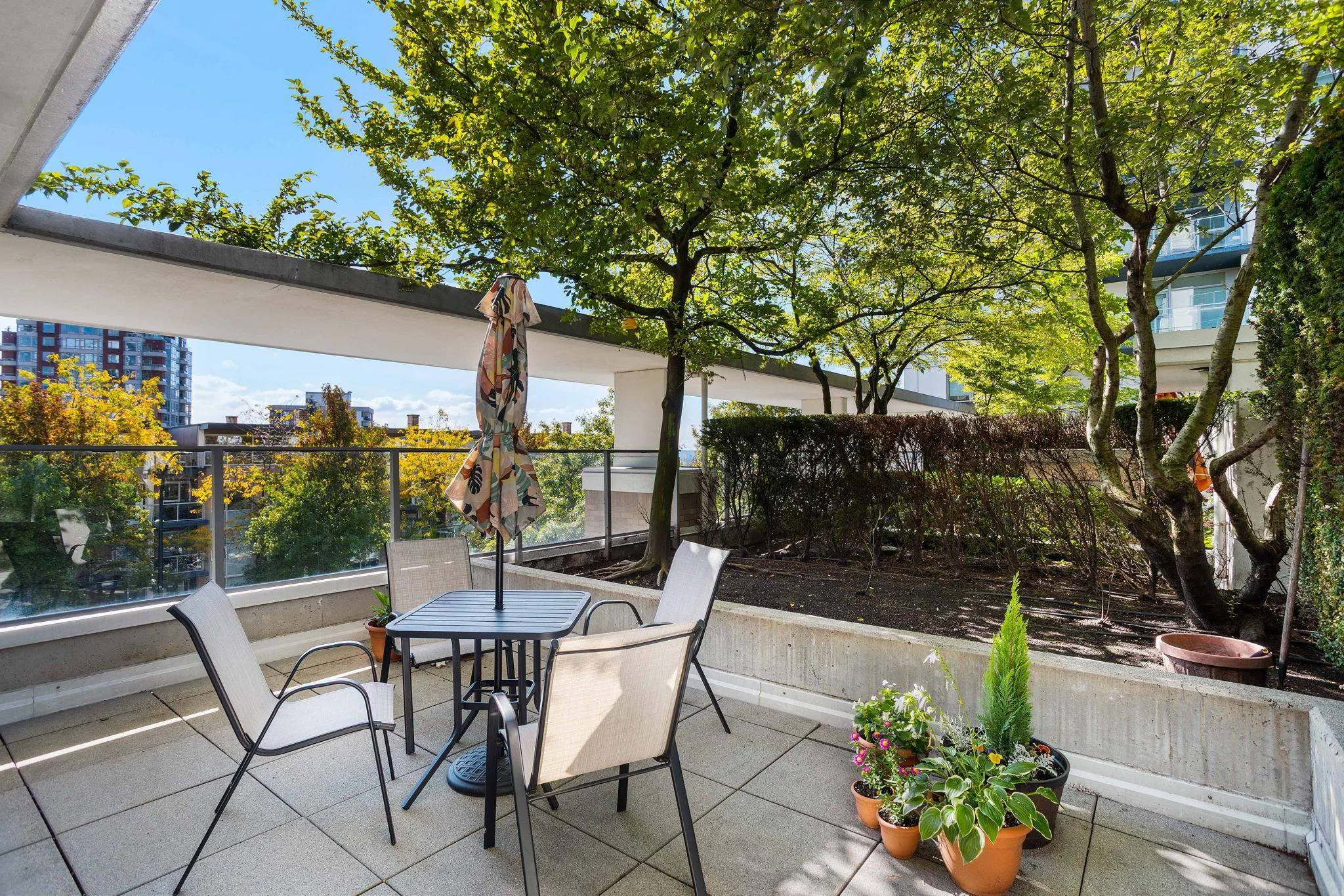 158 W 13th Street #306
