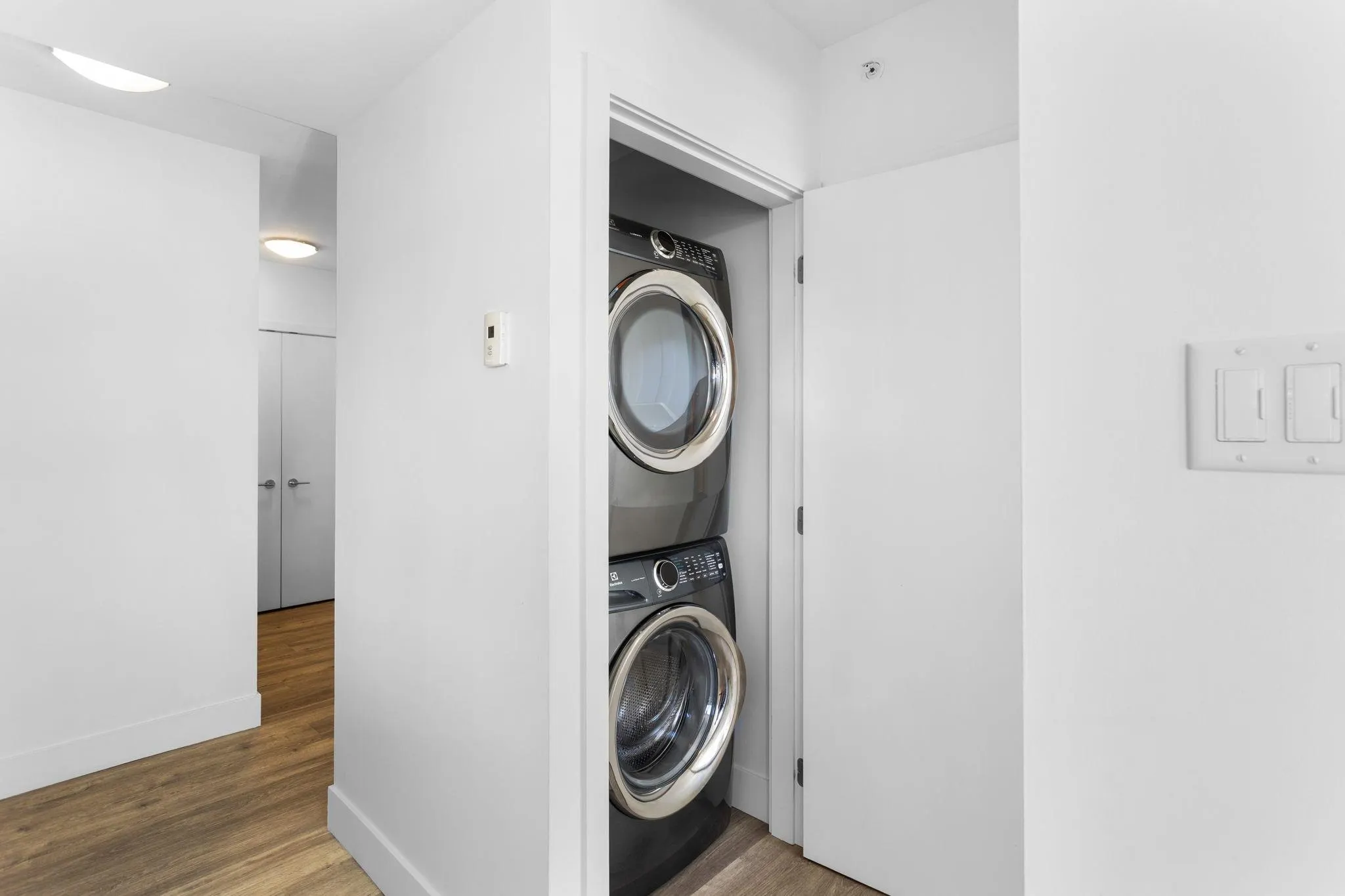 158 W 13th Street #306