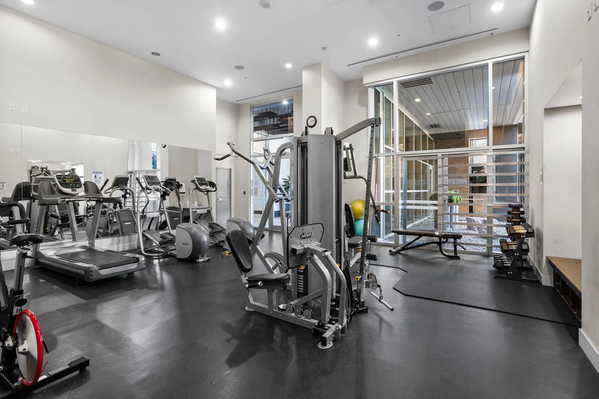 158 W 13th Street #306