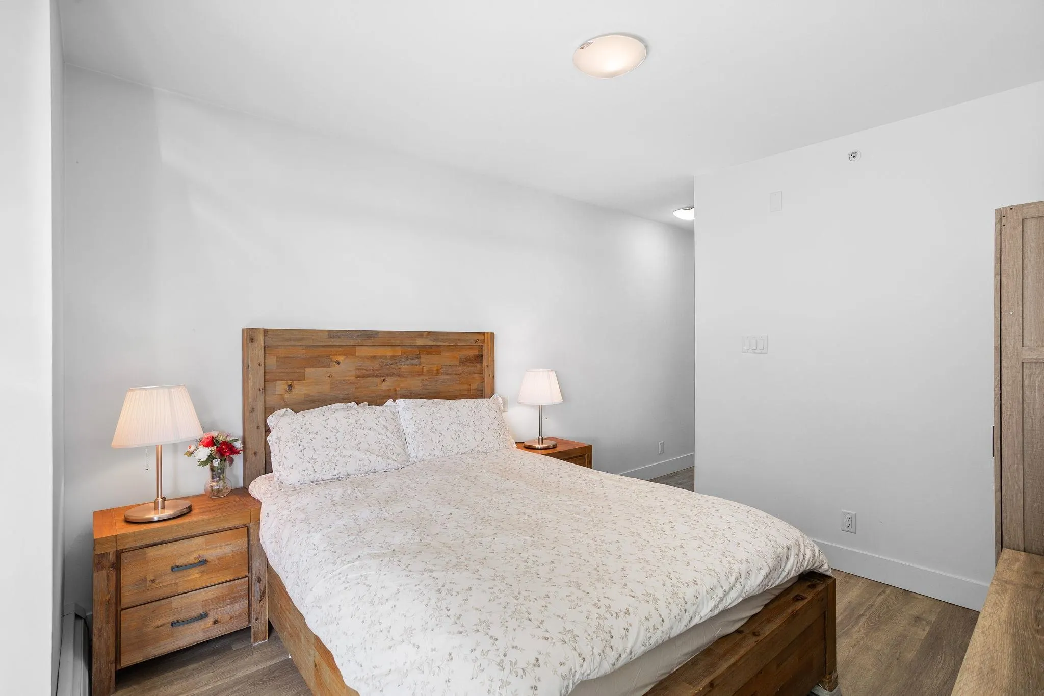158 W 13th Street #306