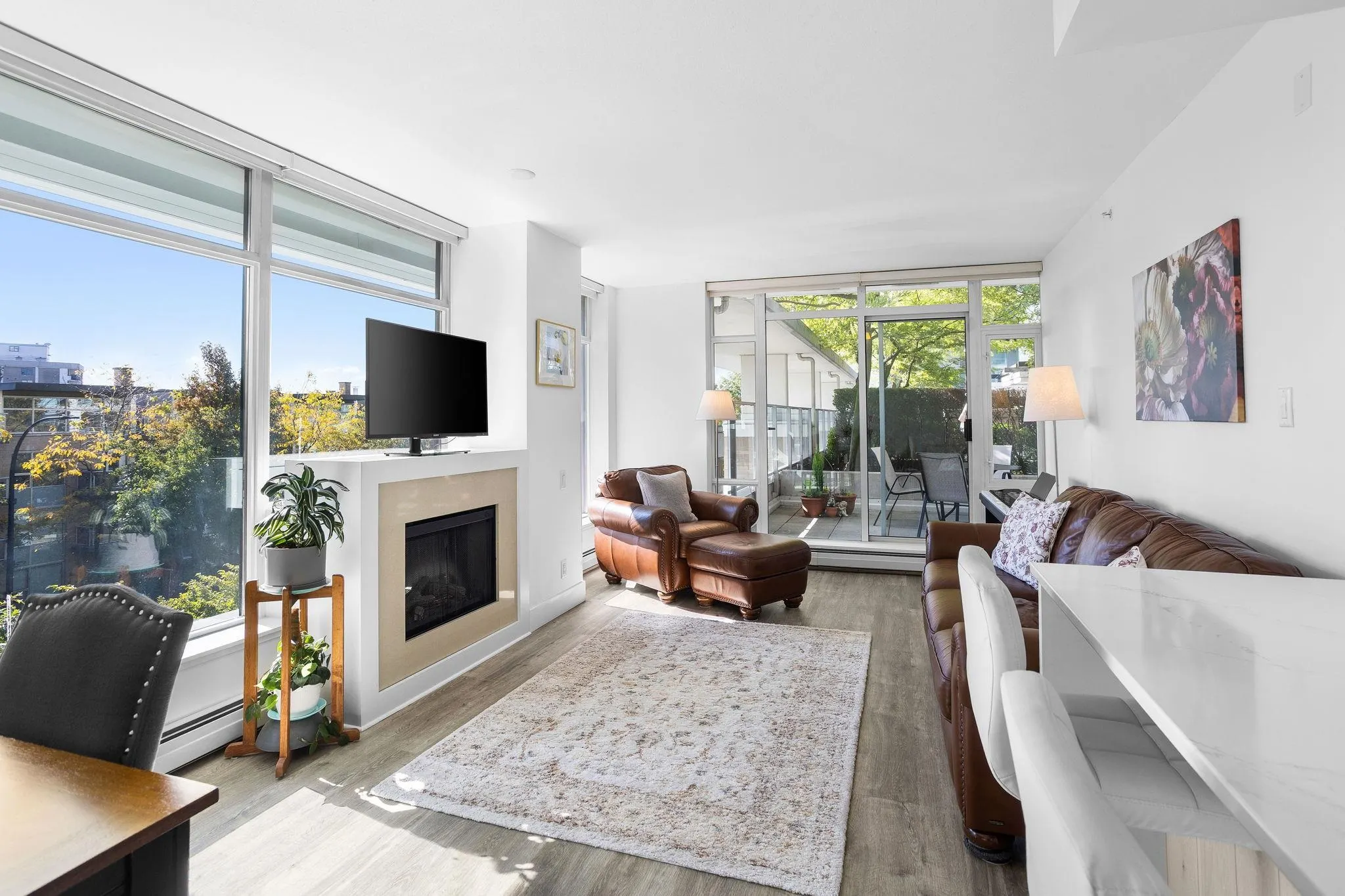 158 W 13th Street #306