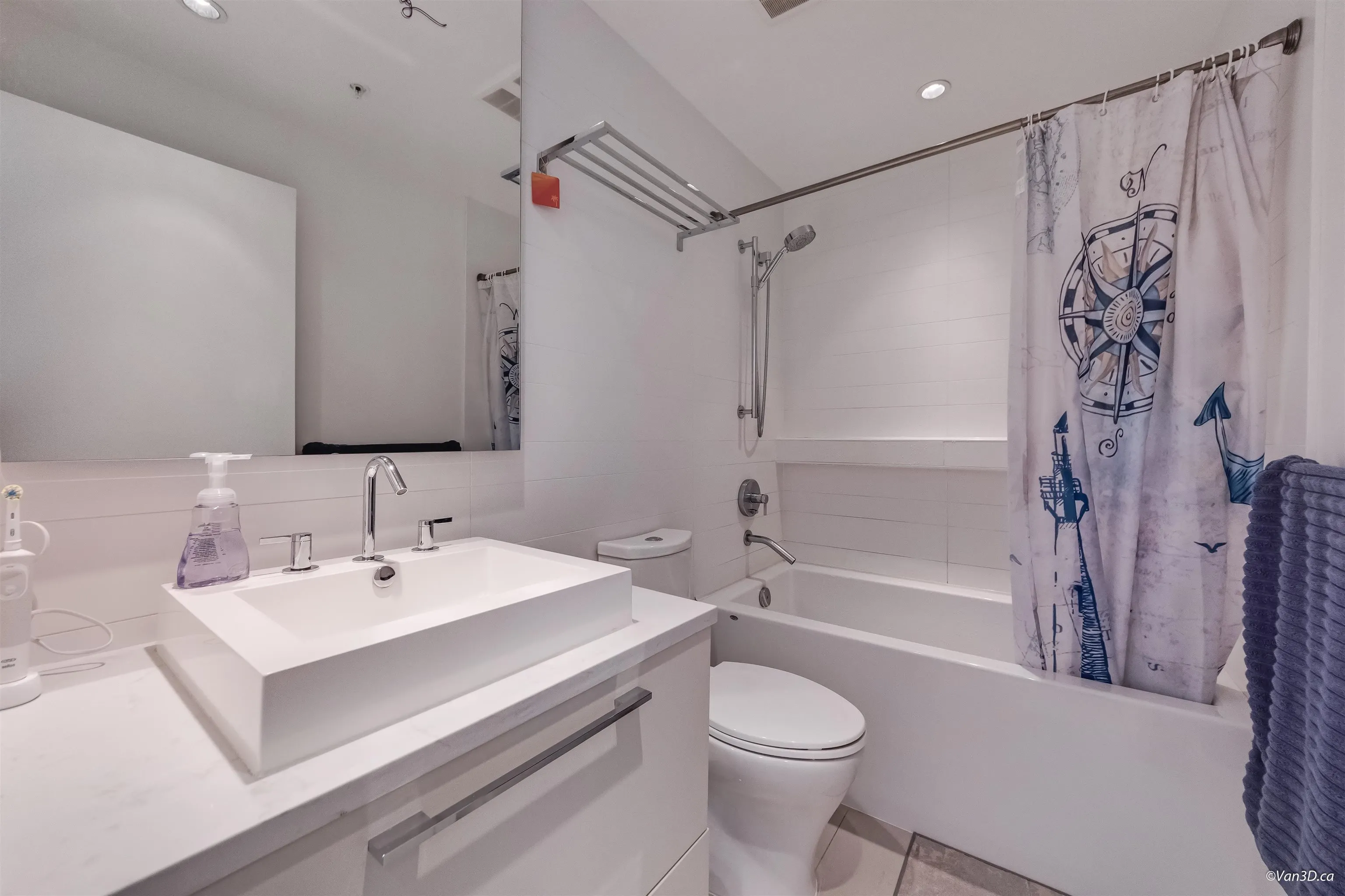 7358 Edmonds Street #2211