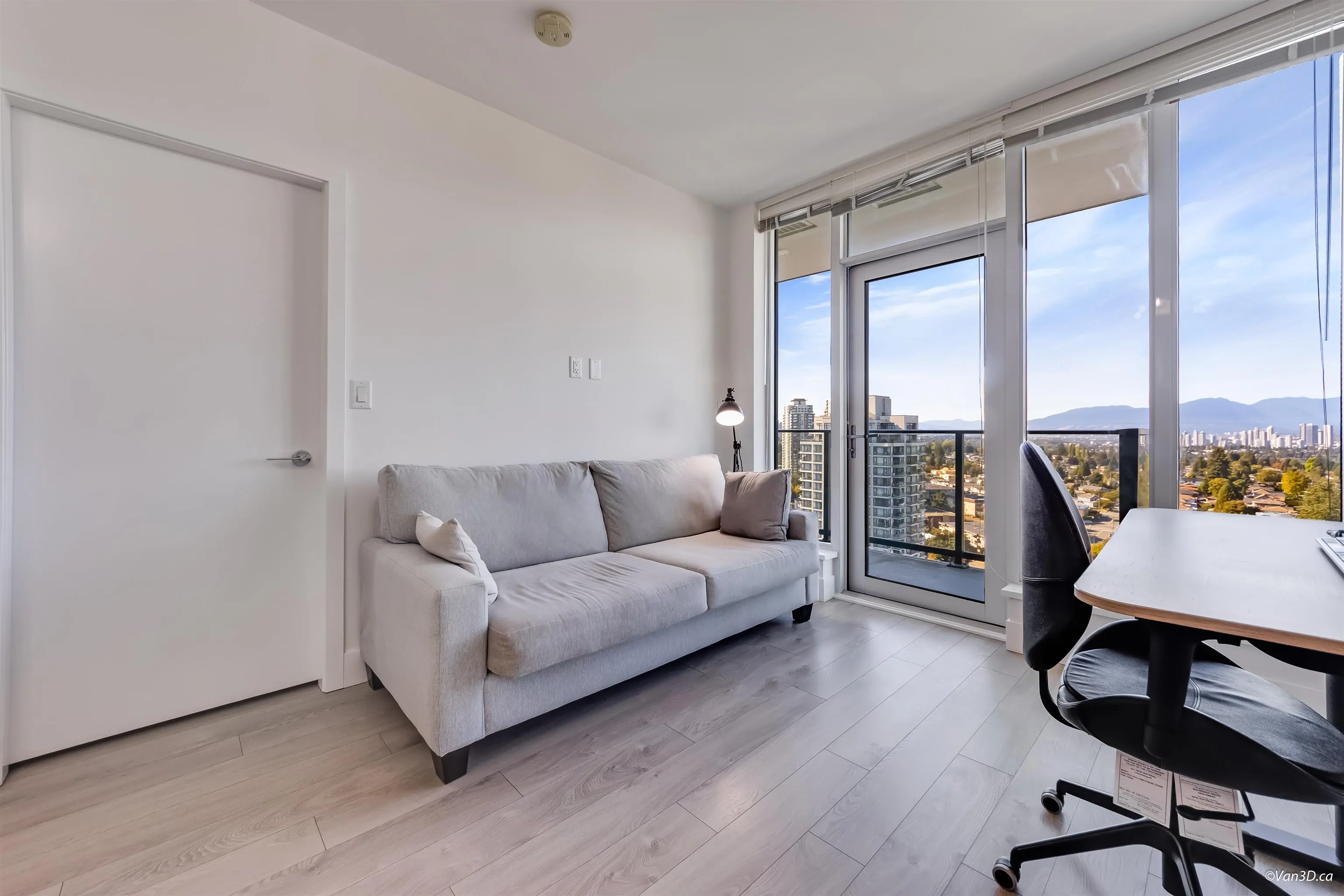 7358 Edmonds Street #2211