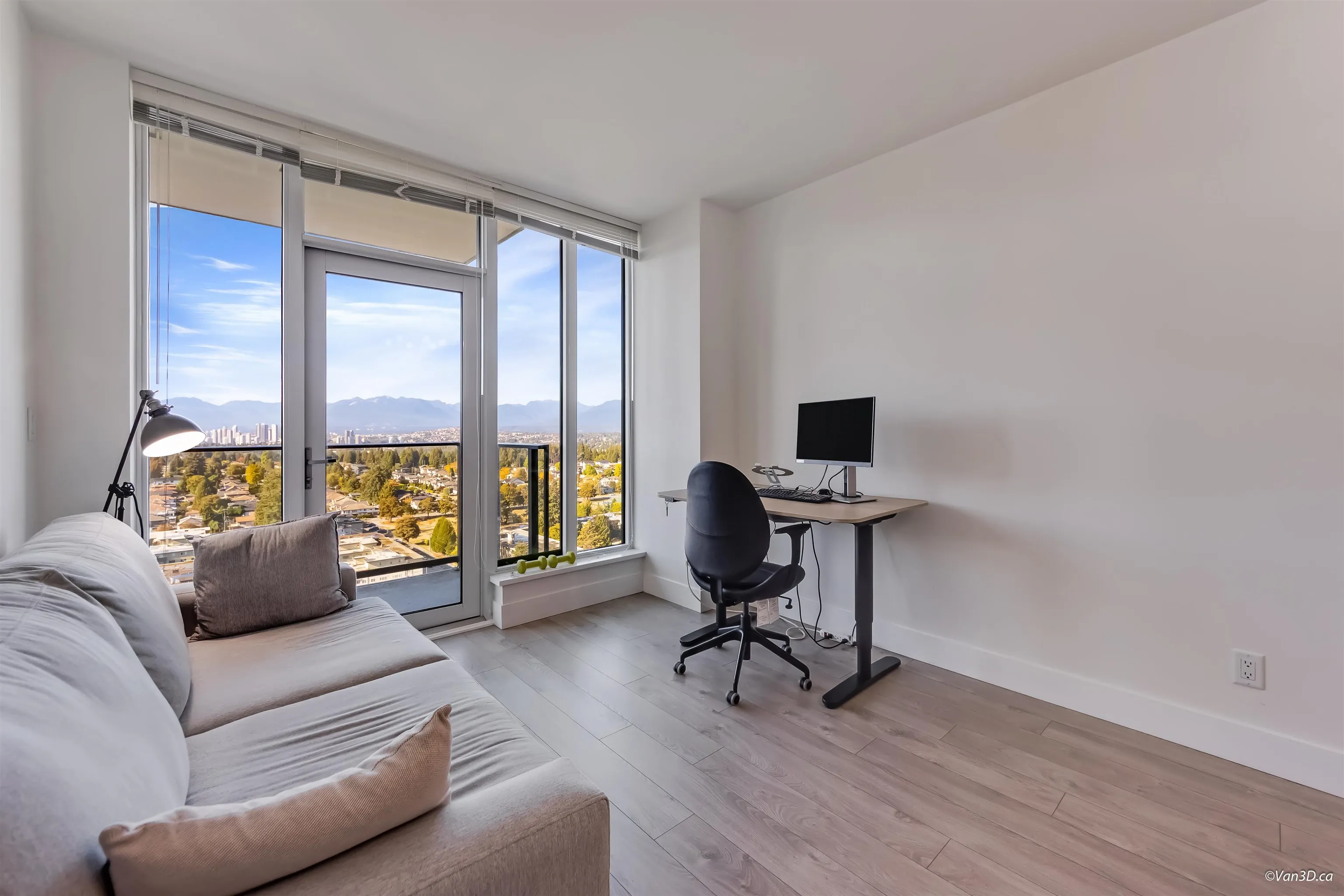 7358 Edmonds Street #2211