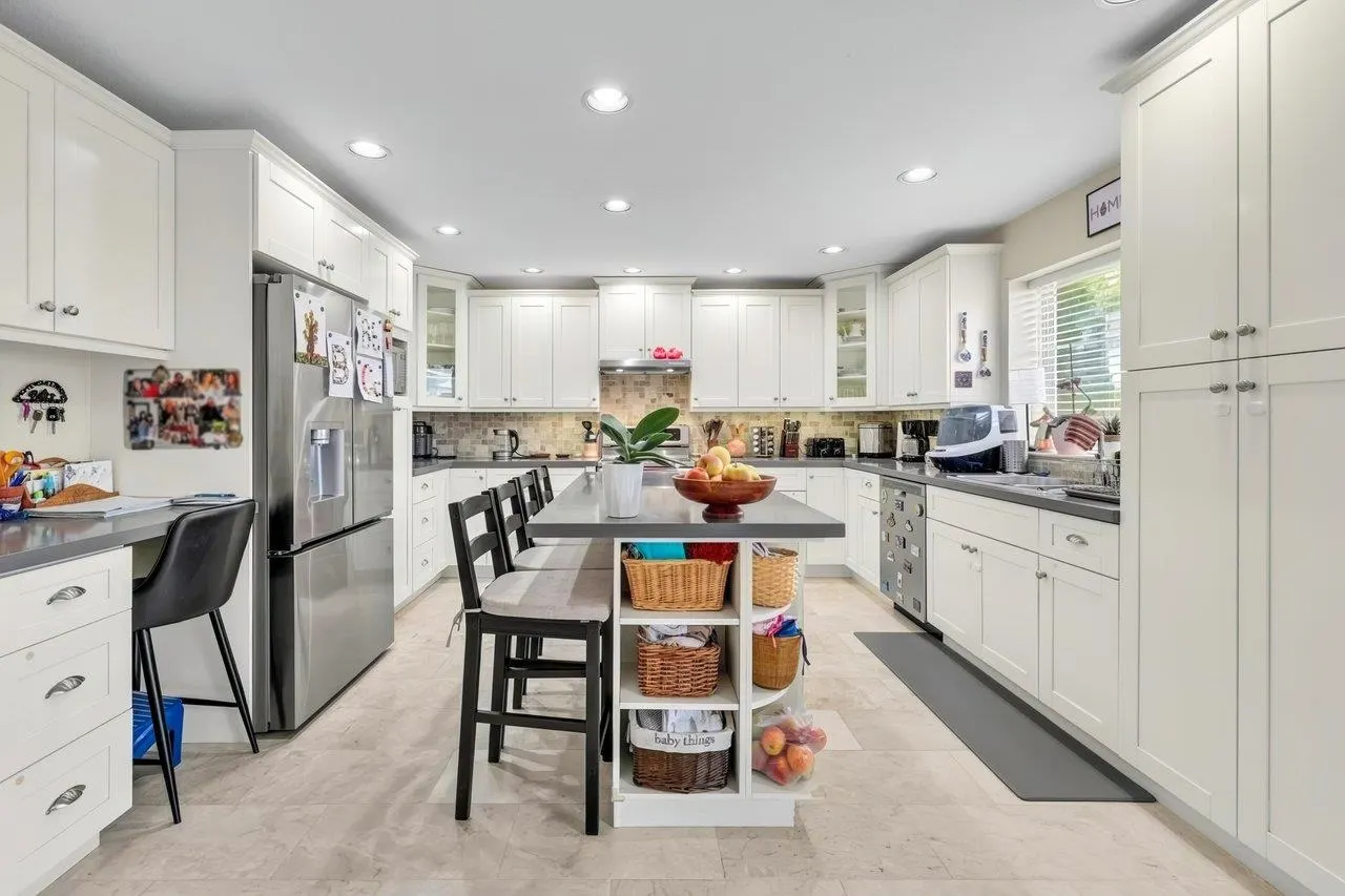 4463 Dawn Place