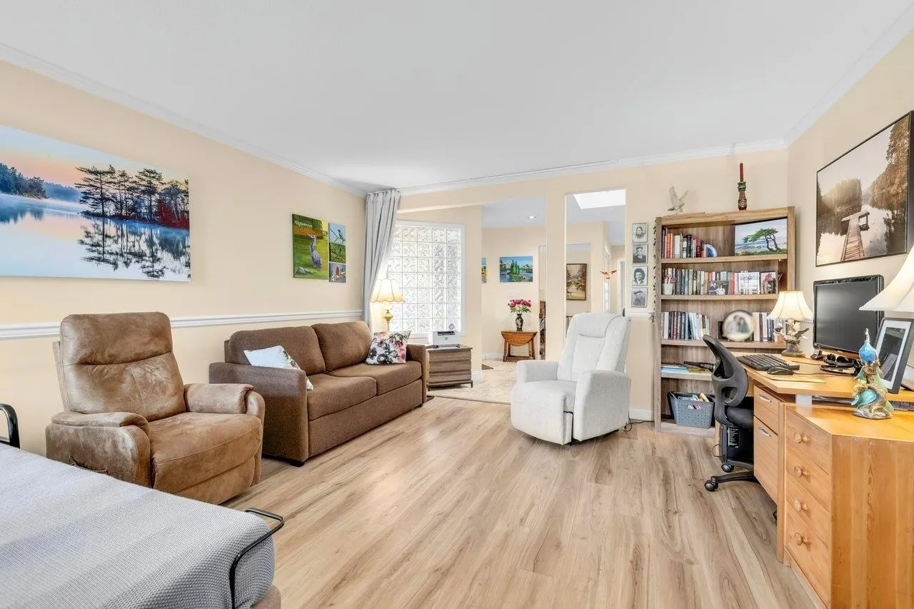 4463 Dawn Place