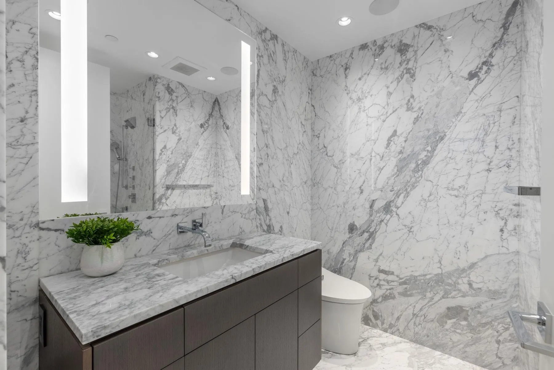 1011 W Cordova Street #3401